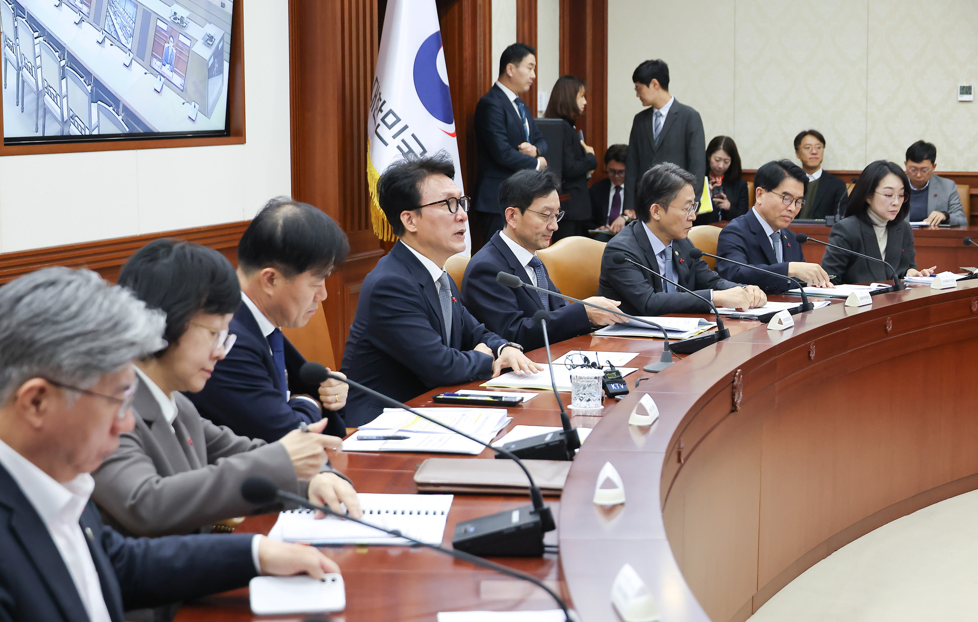 국가정책조정회의;김민석;국무총리