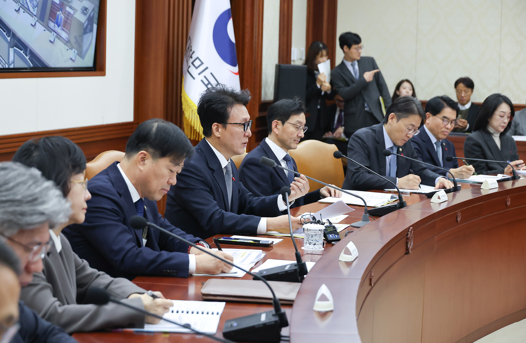 국가정책조정회의;김민석;국무총리