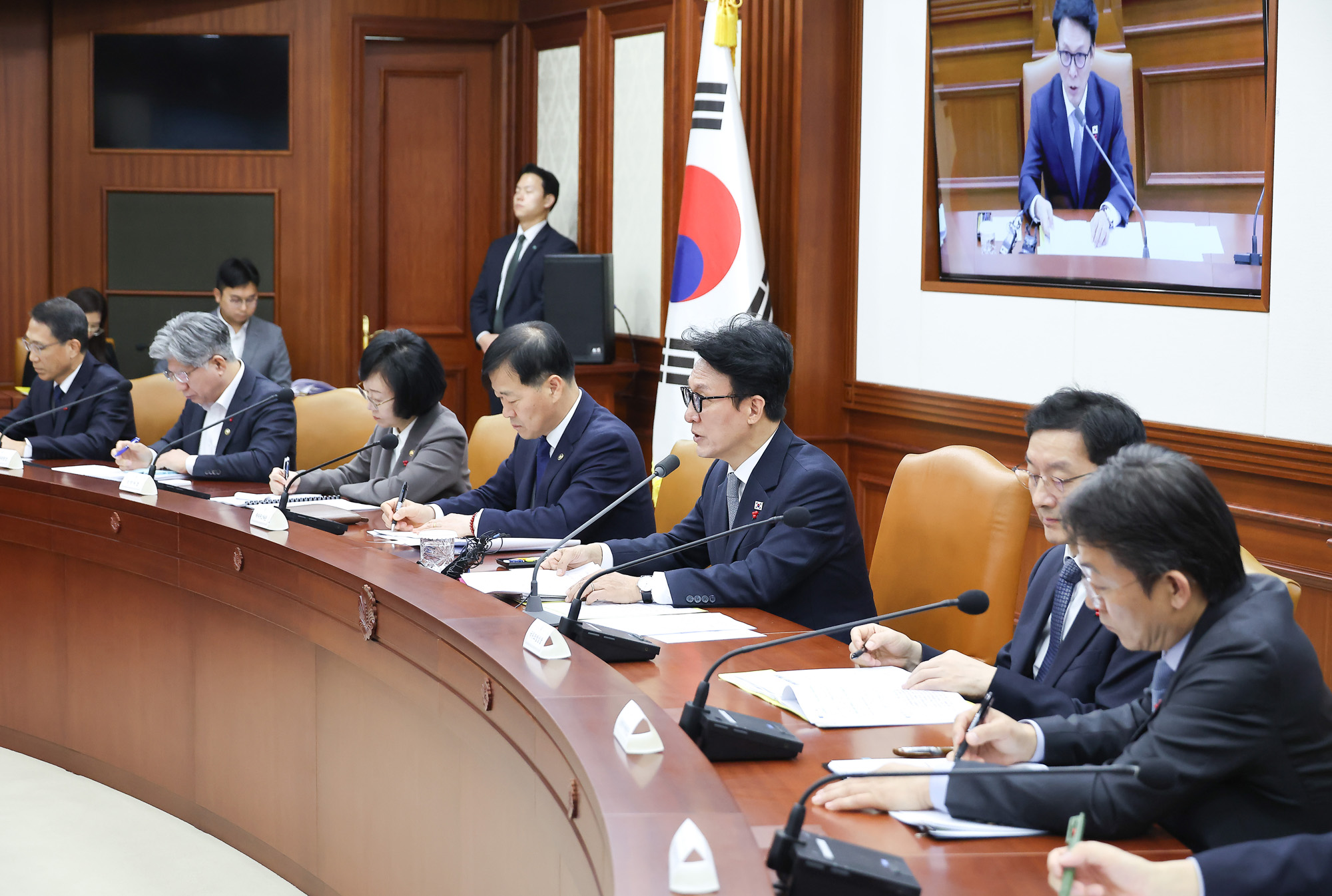 국가정책조정회의;김민석;국무총리