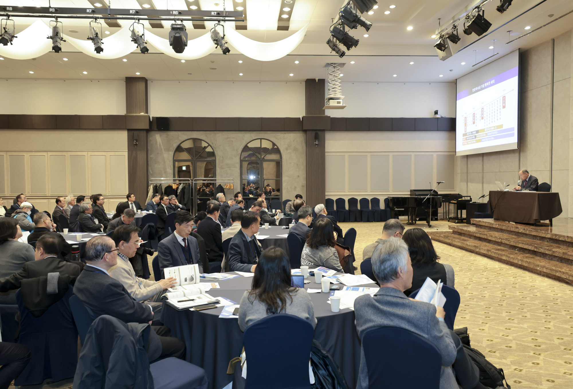 동반성장포럼;포럼;서울대호암아트홀;제124회동반성장포럼;박재윤