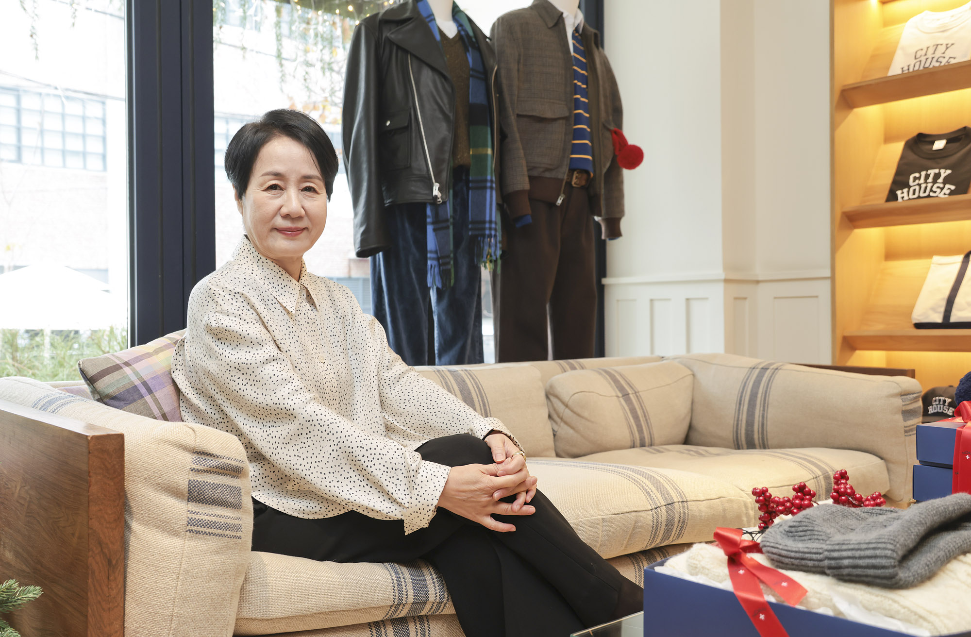 윤여순;윤여정동생;우먼센스;윤여순임원