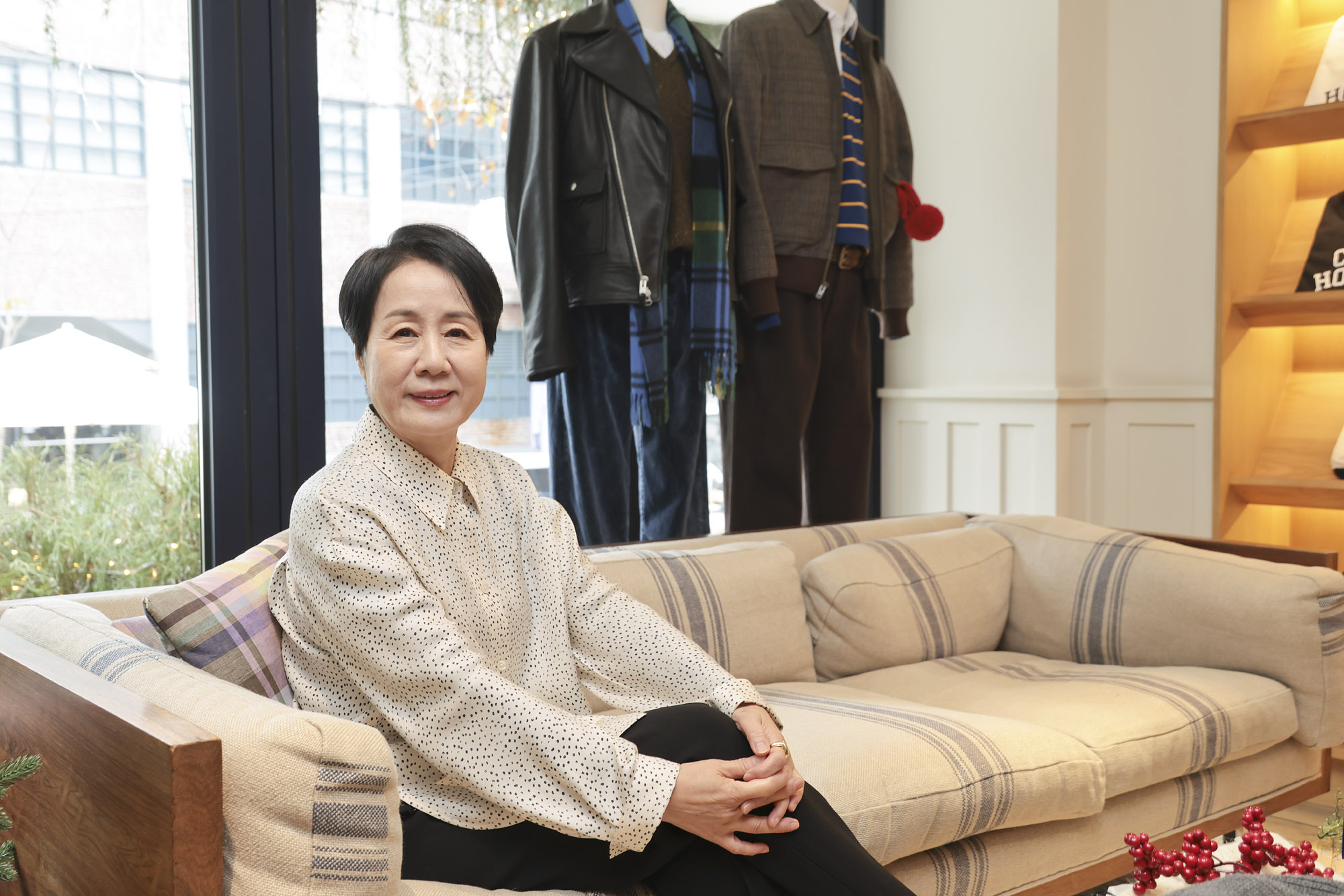 윤여순;윤여정동생;우먼센스;윤여순임원