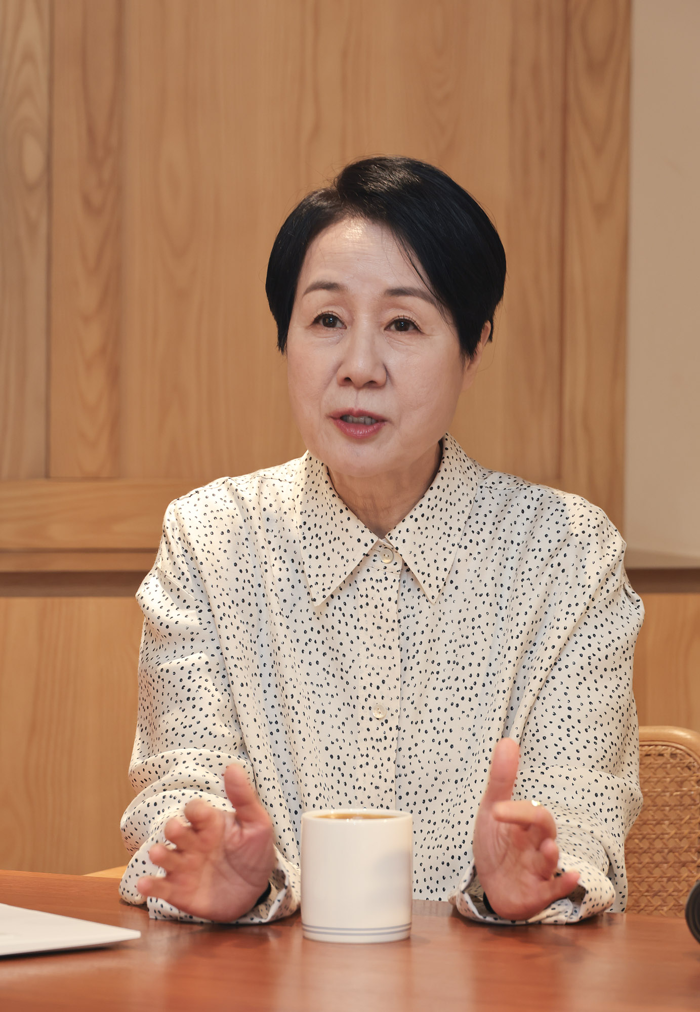 윤여순;윤여정동생;우먼센스;윤여순임원