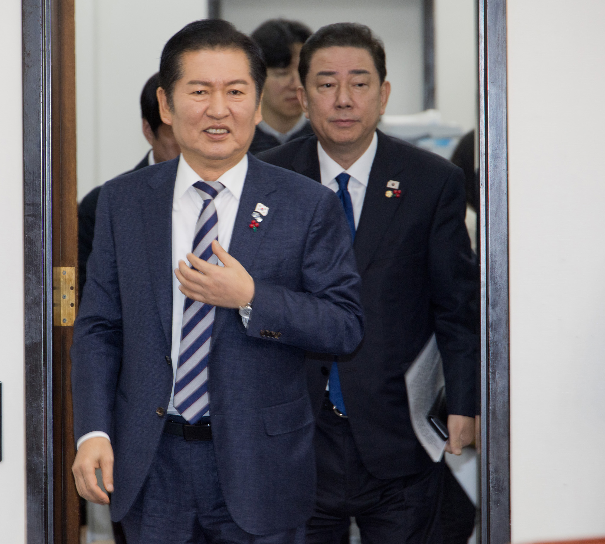 정치;정당;더불어민주당;최고위원회의