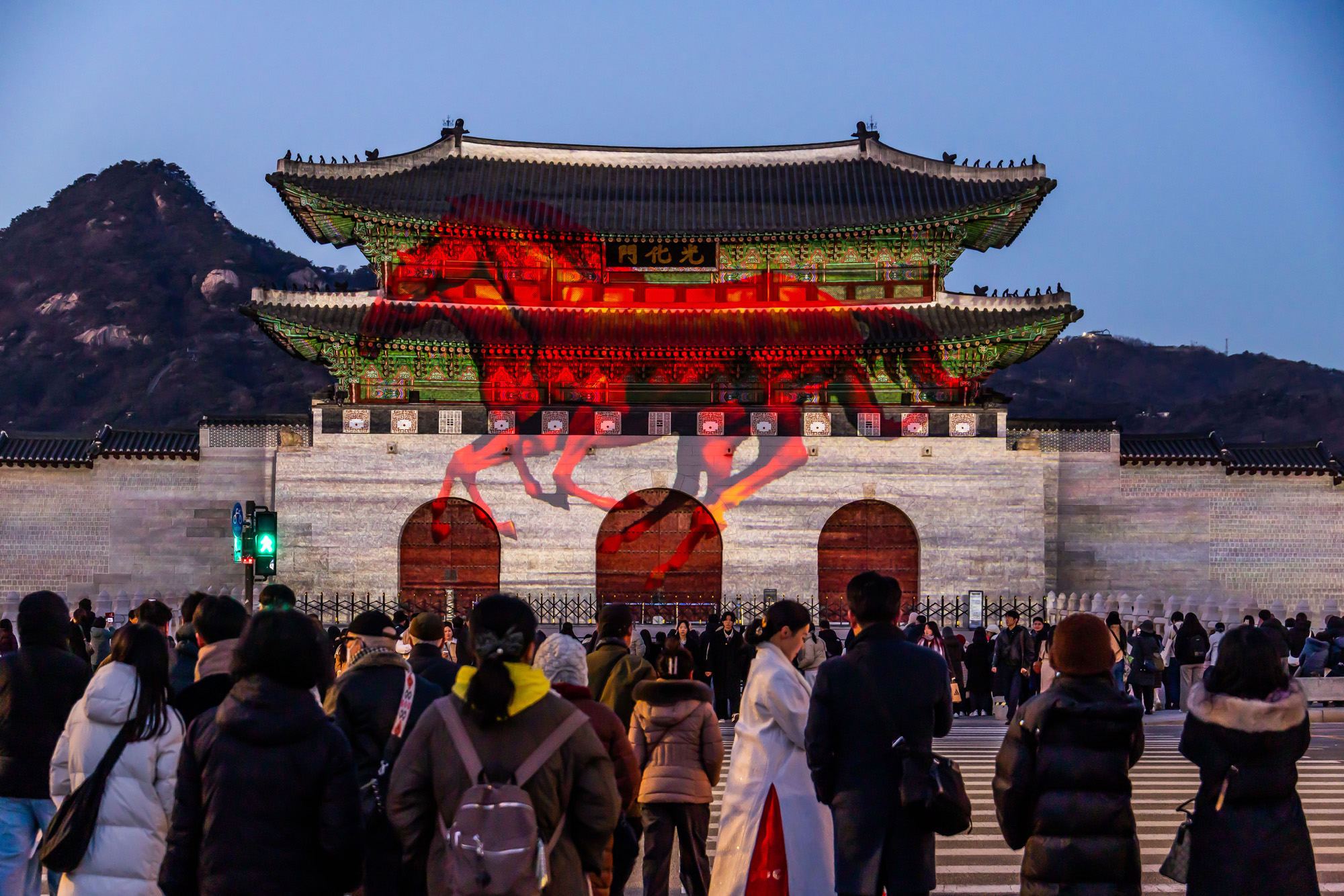 공연;전시;서울빛초롱축제;서울윈터페스타;미디어파사드;광화문외벽미디어파사드