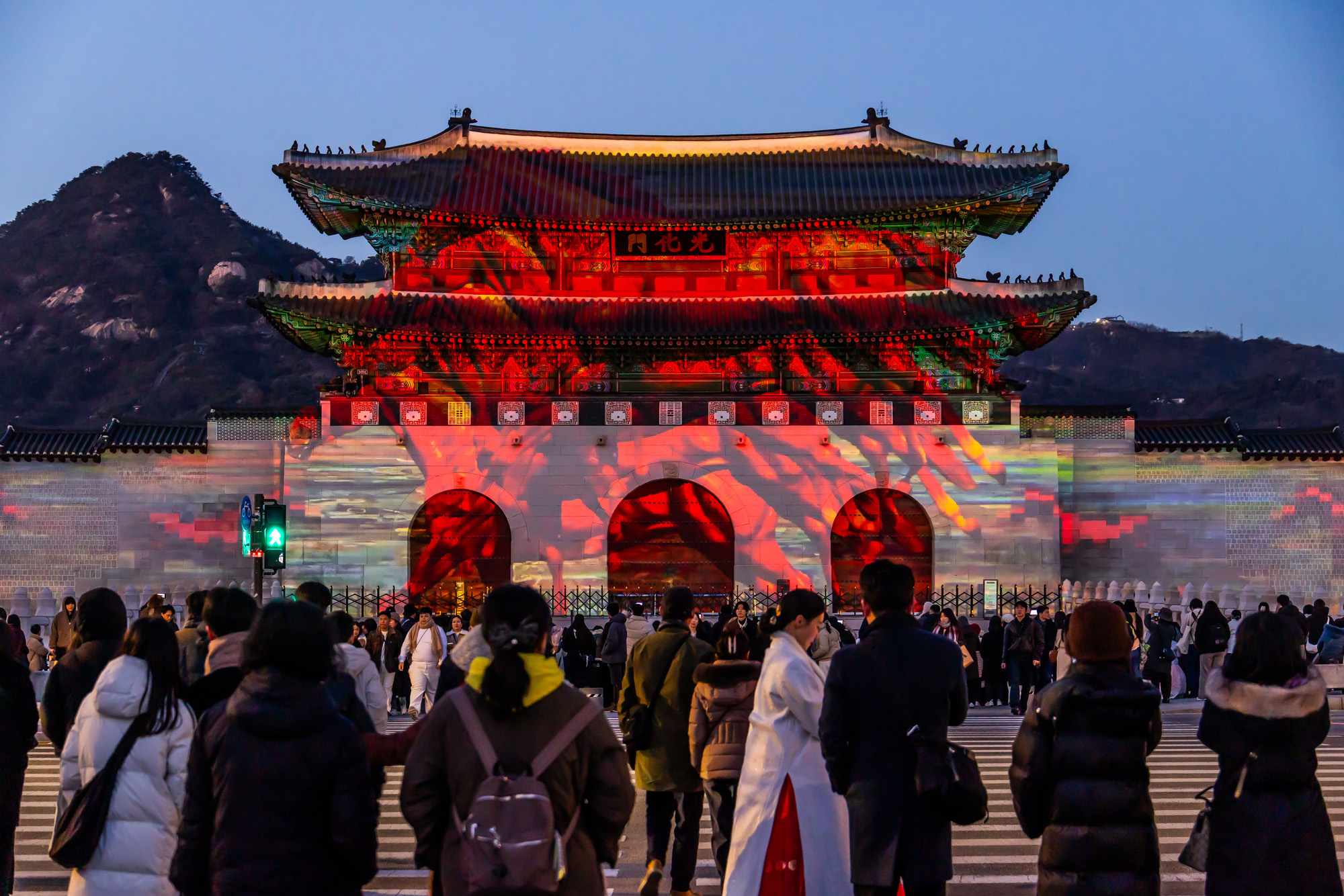 공연;전시;서울빛초롱축제;서울윈터페스타;미디어파사드;광화문외벽미디어파사드