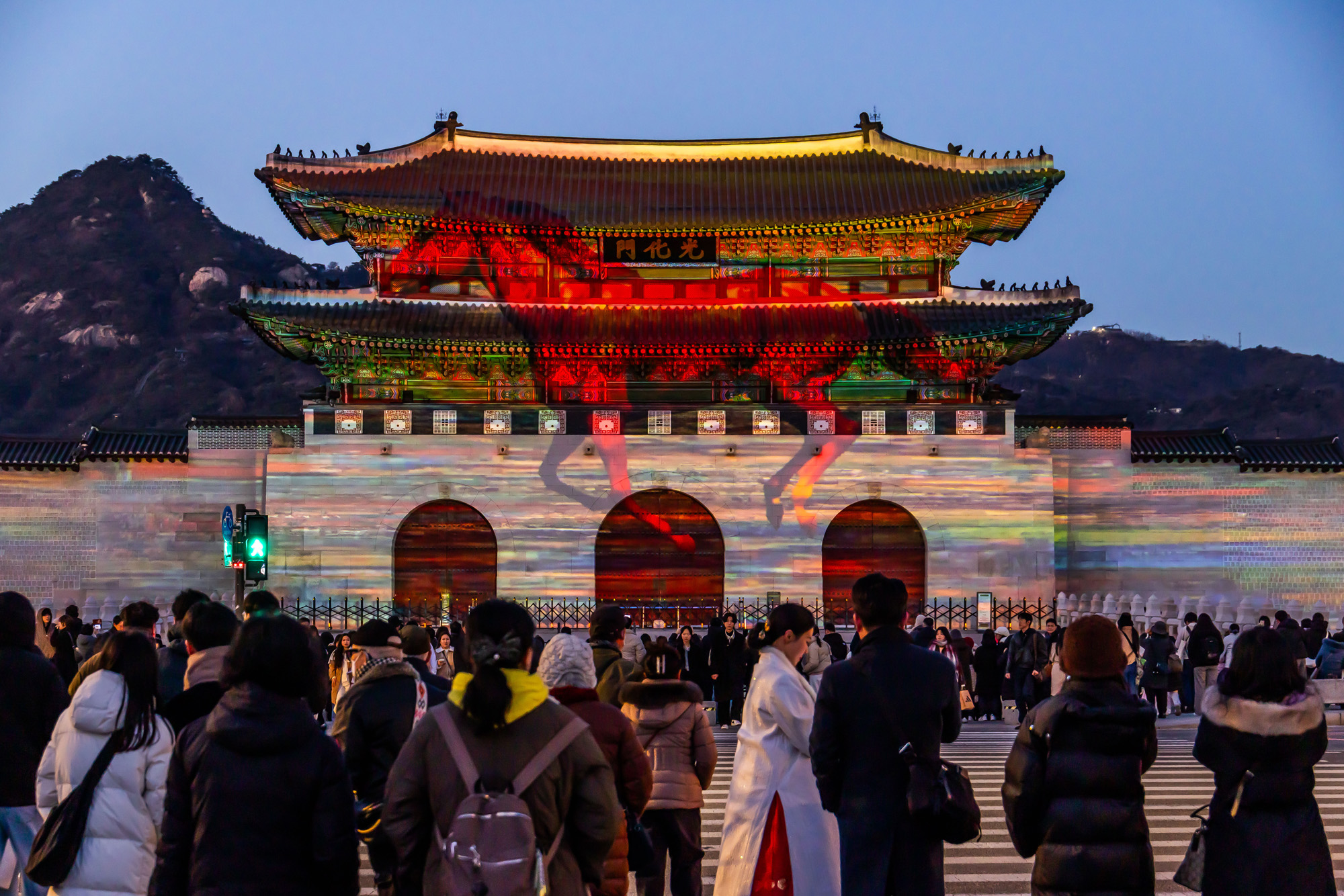 공연;전시;서울빛초롱축제;서울윈터페스타;미디어파사드;광화문외벽미디어파사드