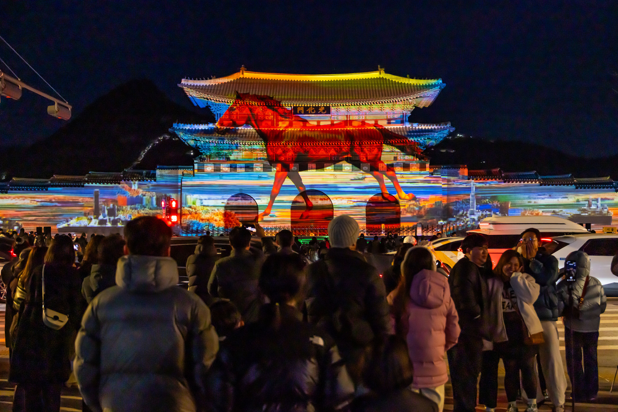 공연;전시;서울빛초롱축제;서울윈터페스타;미디어파사드;광화문외벽미디어파사드