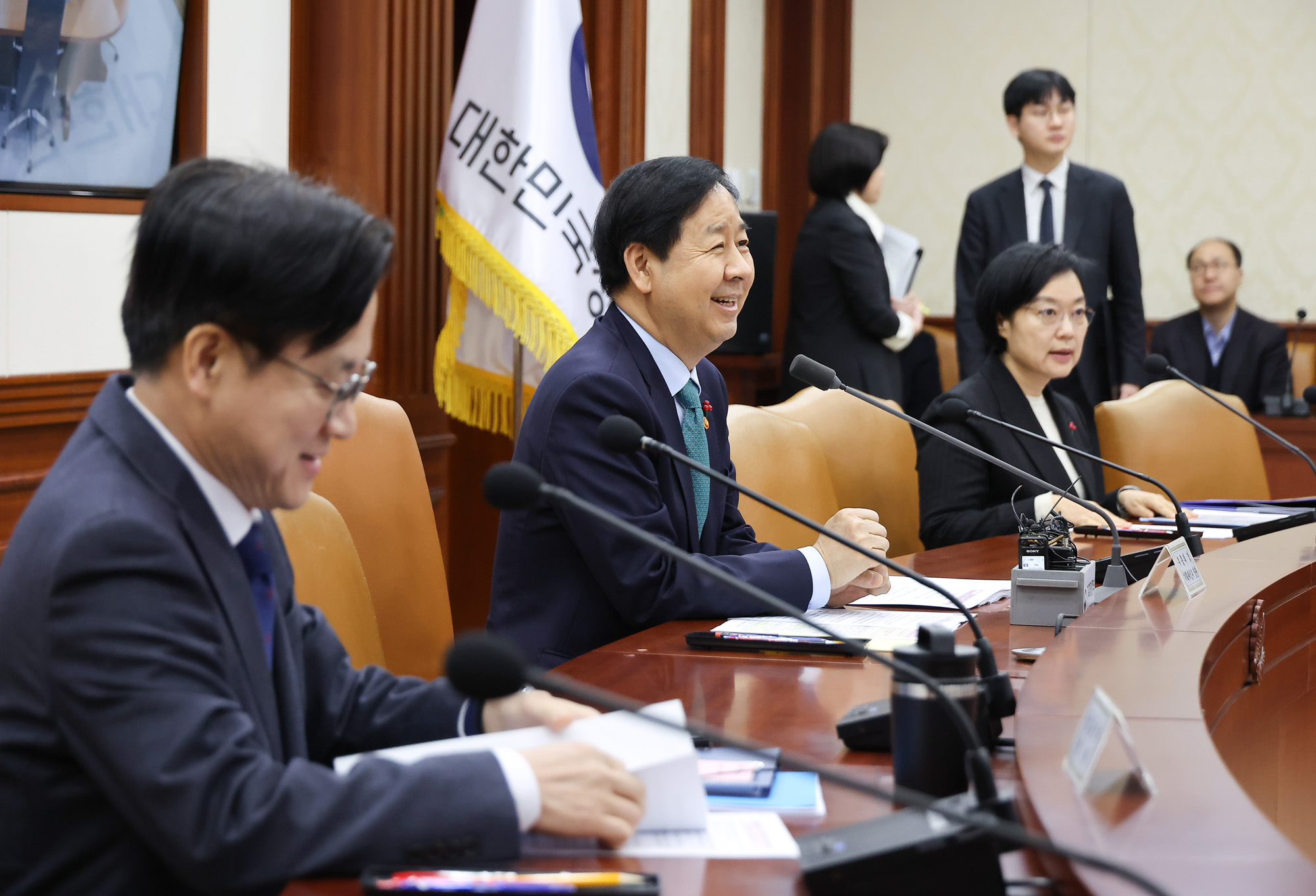 경제관계장관회의;산업경쟁력강화 관계장관;구윤철