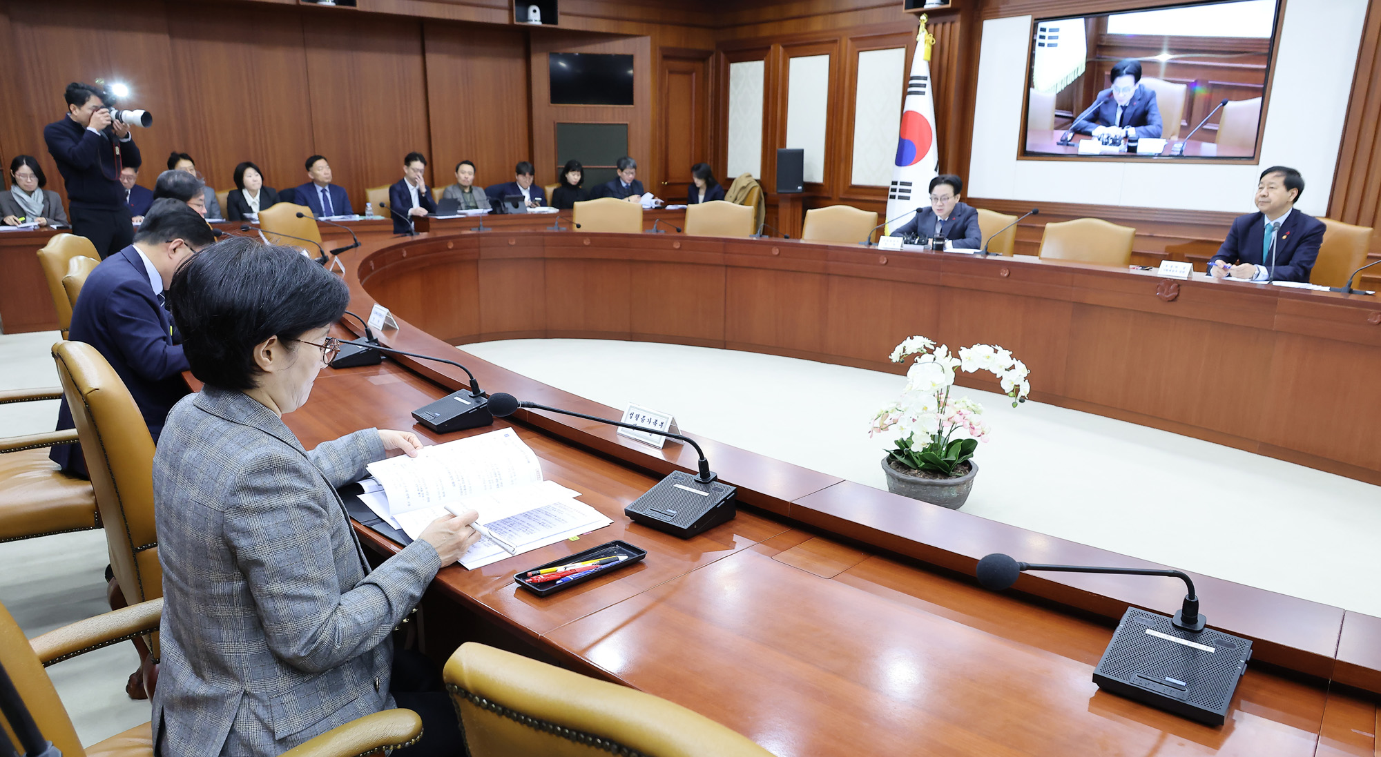 경제관계장관회의;산업경쟁력강화 관계장관;구윤철