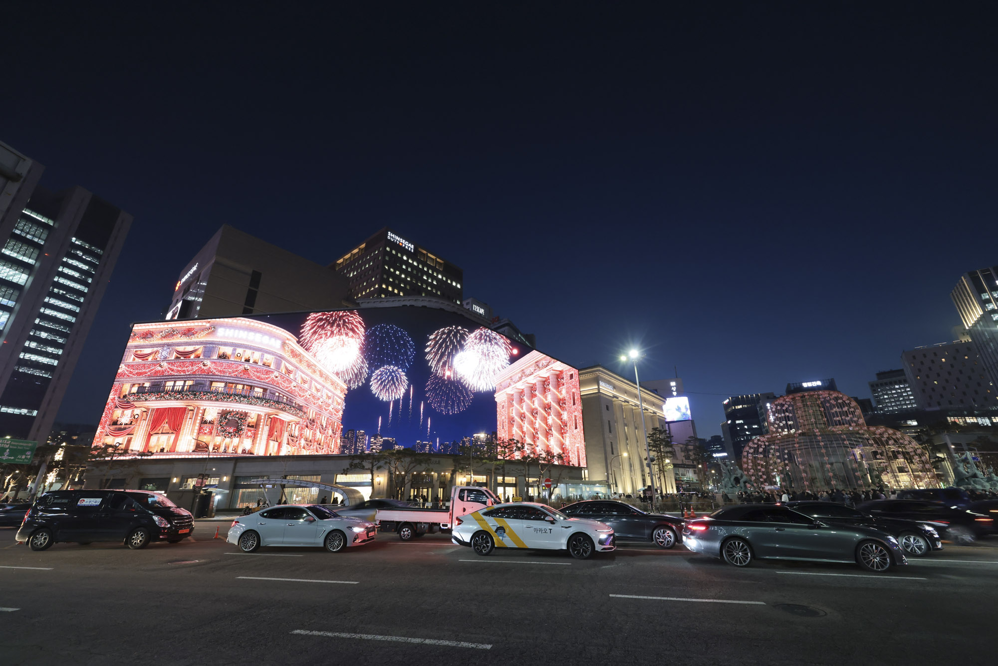신세계스퀘어;파사드;신세계백화점