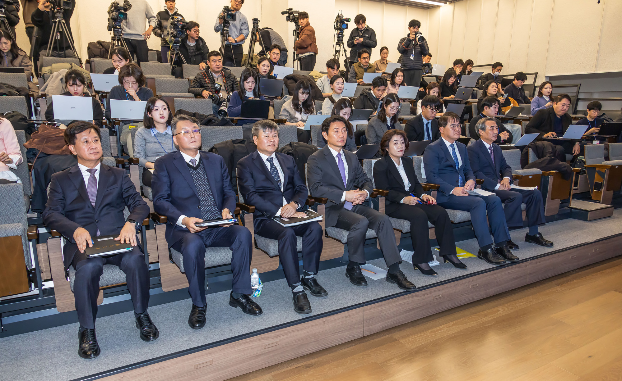 사회;사건사고;김건희특검;민중기특별검사;김건희의혹최종수사결과발표;김건희특검민중기특별검사;김건희특검종료