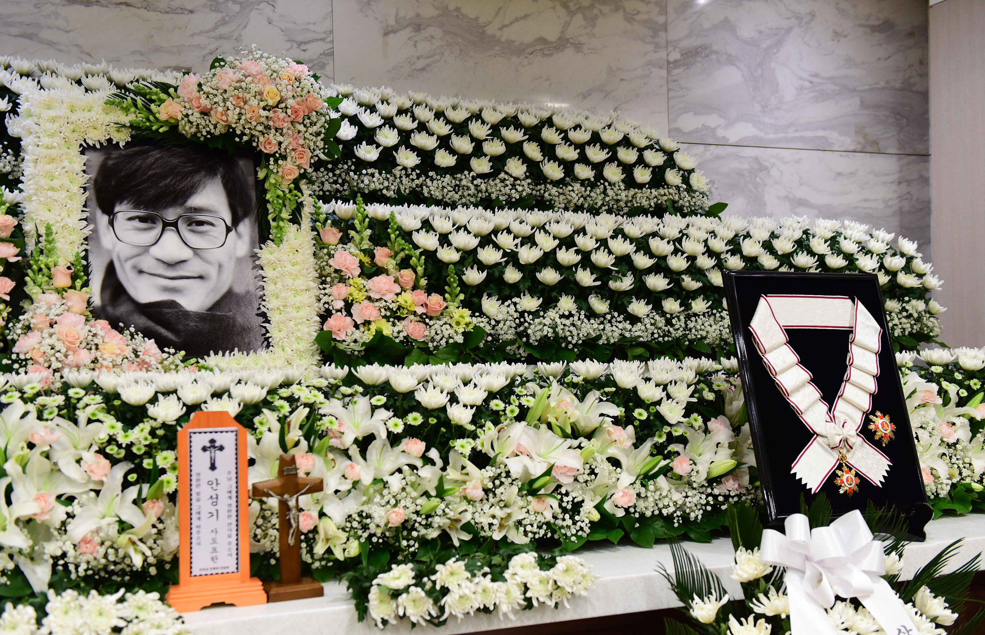 안성기;안성기빈소;안성기사망;안성기장례식장;안성기훈장