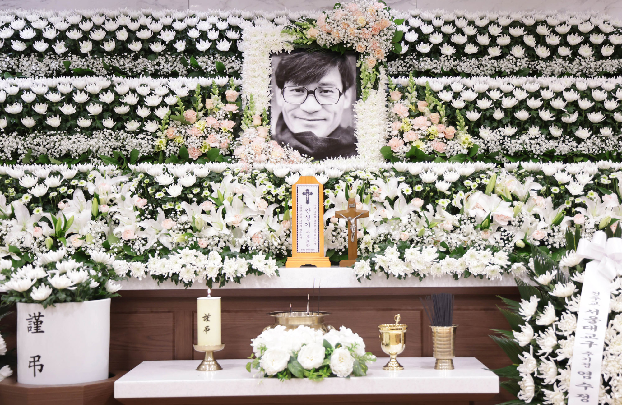안성기;안성기빈소;안성기사망;안성기장례식장;안성기훈장