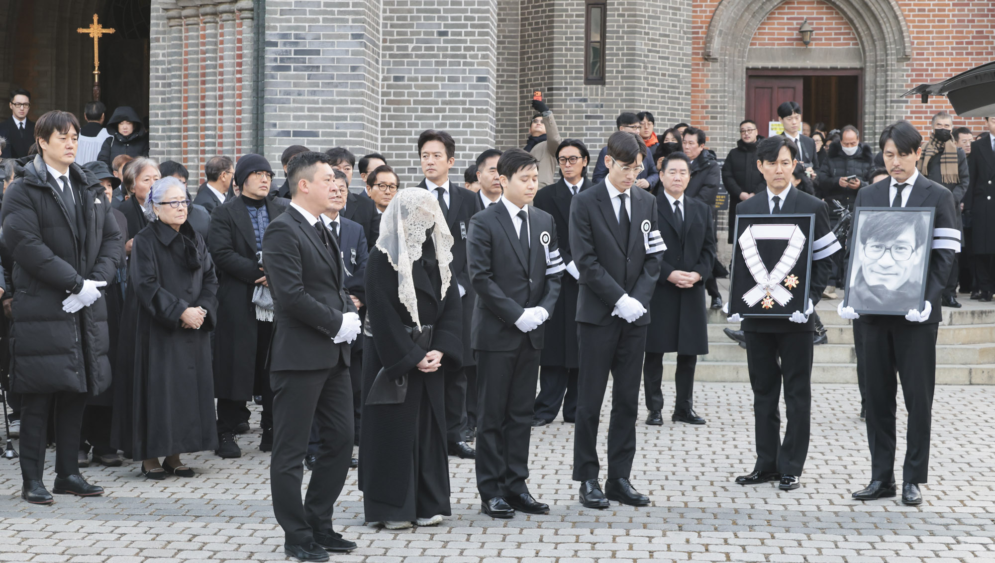 안성기;고안성기;안성기명동성당;안성기영결식;안성기발인;안성기장례;안성기사망;안성기국민배우;연예;영화배우