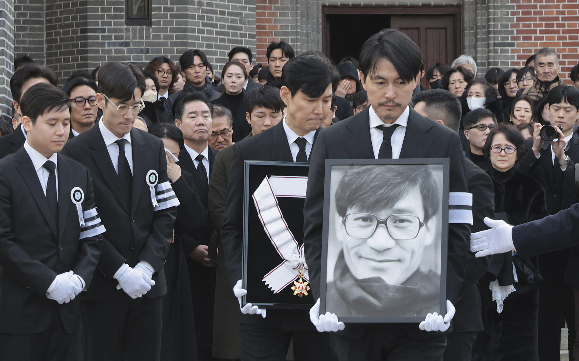 안성기;고안성기;안성기명동성당;안성기영결식;안성기발인;안성기장례;안성기사망;안성기국민배우;연예;영화배우