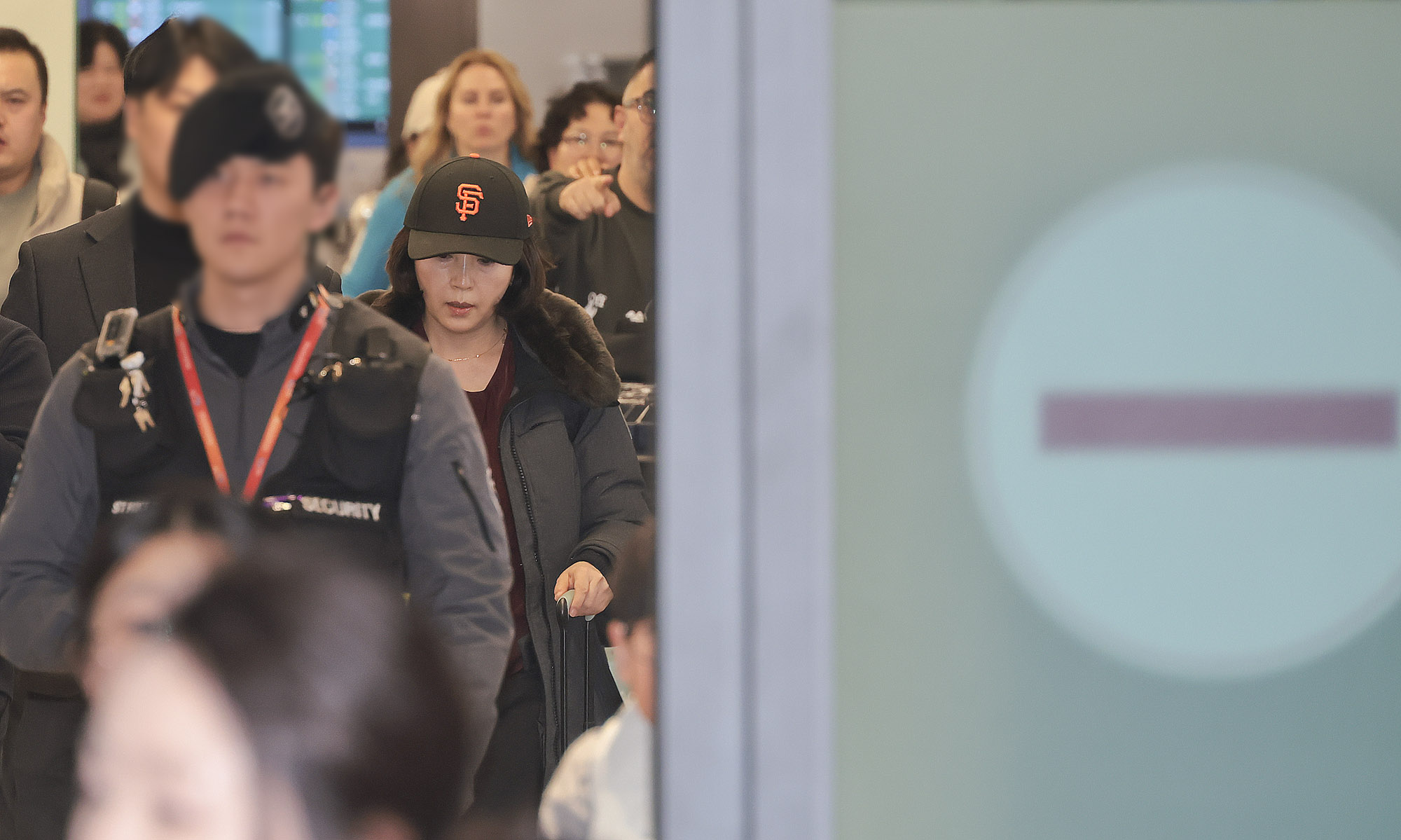 김경;김경서울시의원;김경1억원;김경강선우;김경공천헌금;김경입국;김경귀국