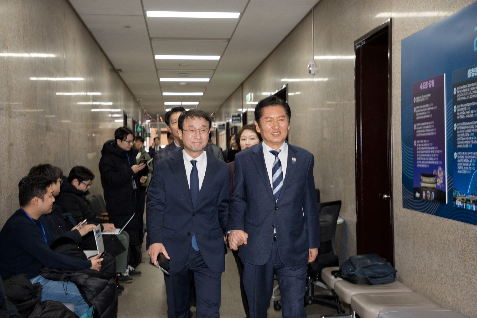 정치;정당;더불어민주당;의원총회;원내대표