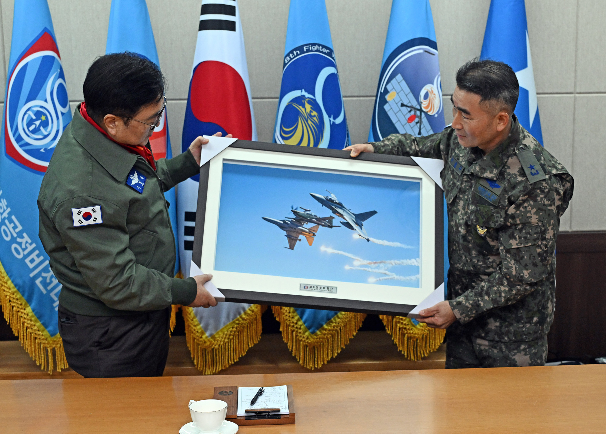 정치;국회;국회의장;우원식;전투비행단