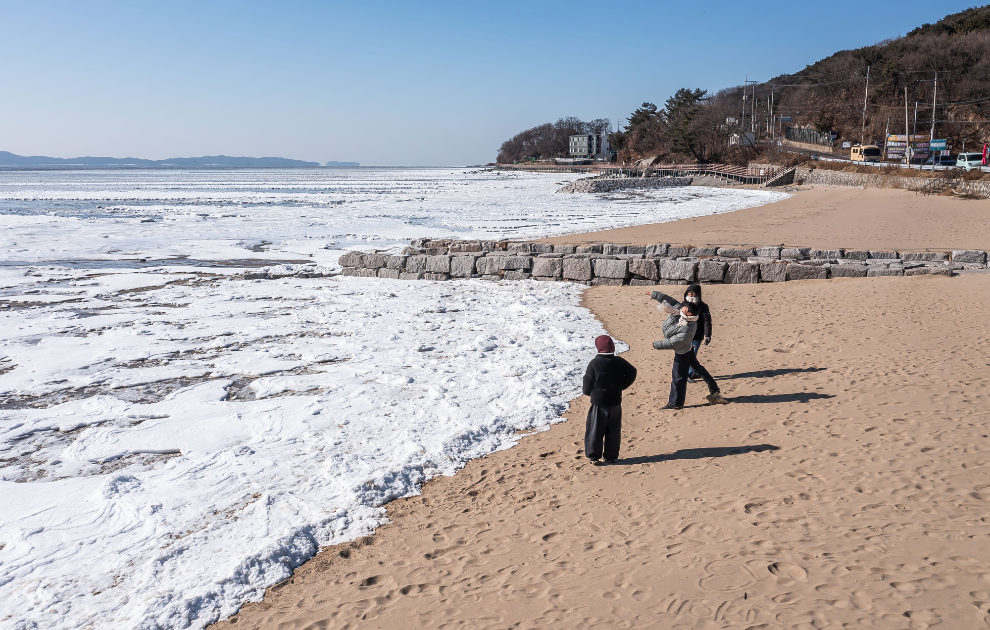 사회;세태;계절스케치;한파스케치;겨울스케치;겨울한파;동막해변한파;동막해수욕장한파
