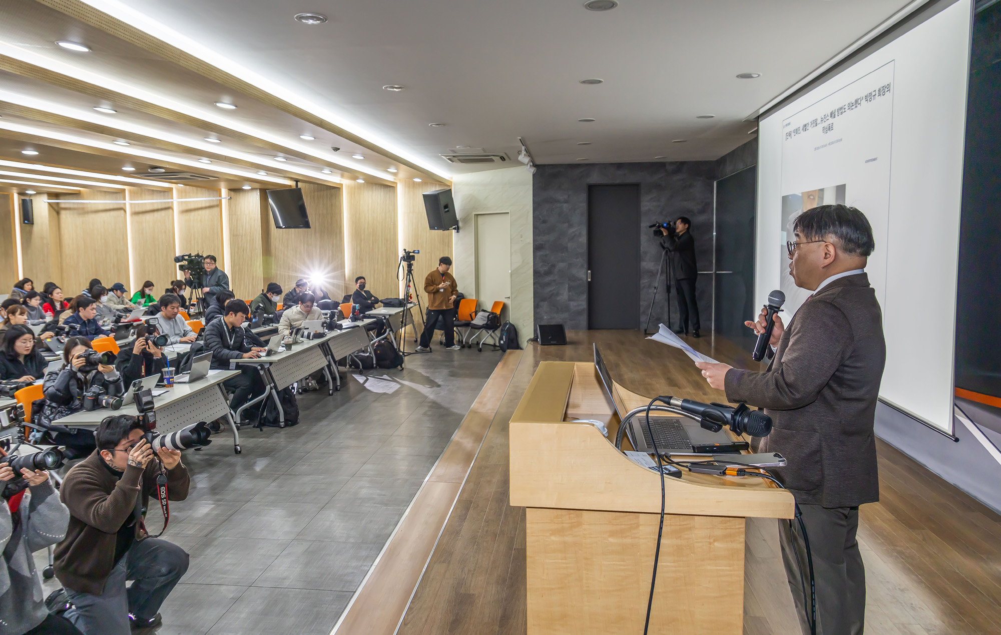 연예;사회;인물;민희진;민희진기자회견;민희진전어도어대표;뉴진스탬퍼링;뉴진스민희진;하이브민희진