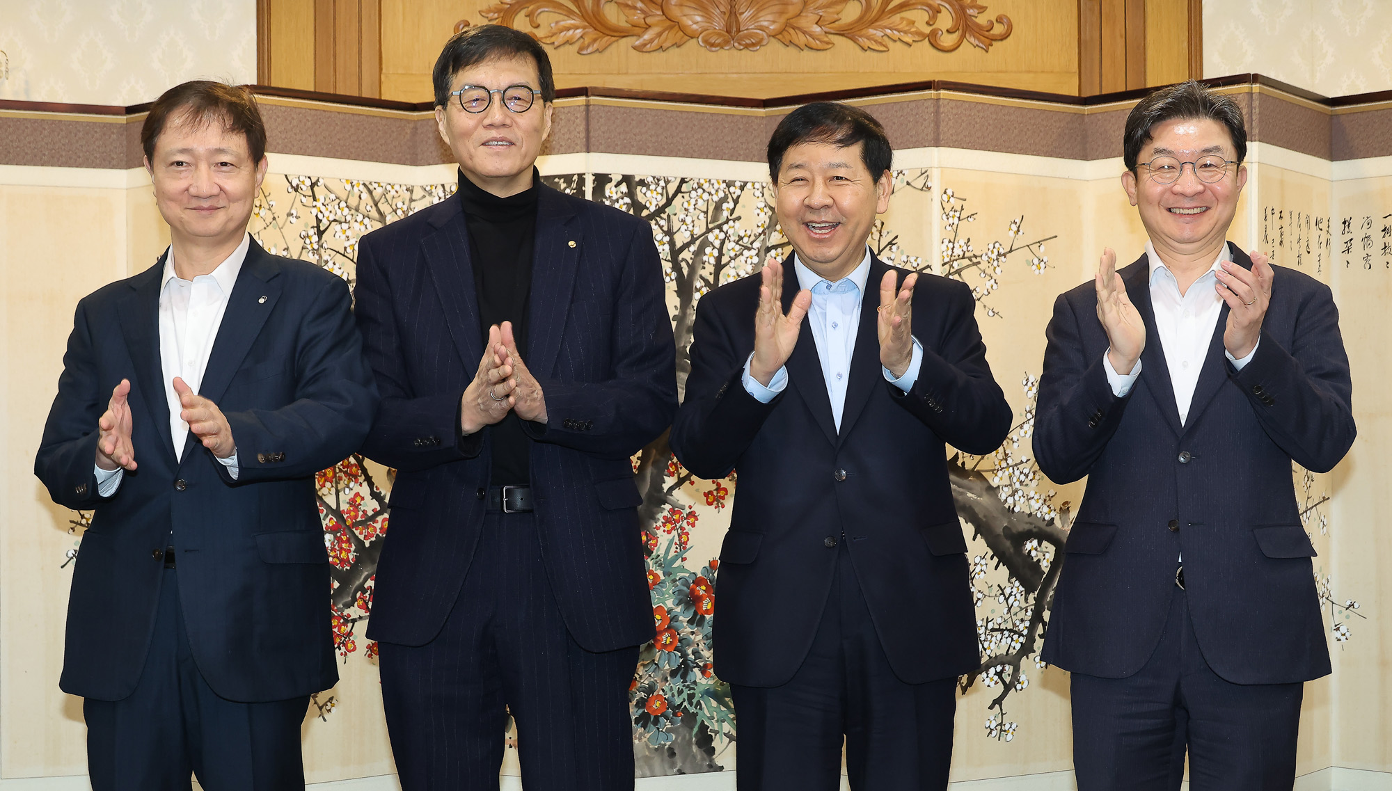 구윤철;부총리;확대 거시경제금융회의;이창용 한국은행 총재;구윤철 경제부총리;재정경제부 장관;이억원 금융위원회 위원장;이찬진 금융감독원 원장