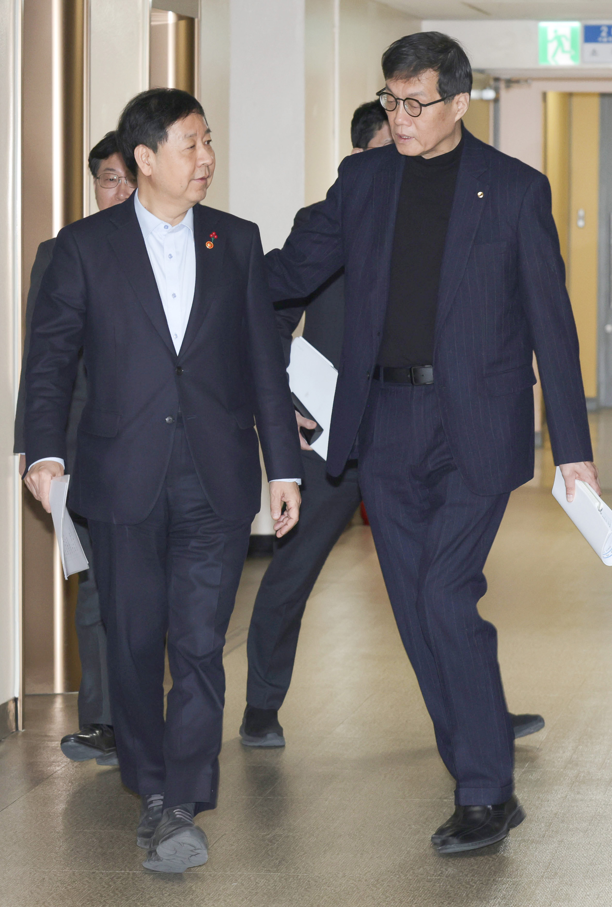 구윤철;부총리;확대 거시경제금융회의;이창용 한국은행 총재;구윤철 경제부총리;재정경제부 장관;이억원 금융위원회 위원장;이찬진 금융감독원 원장