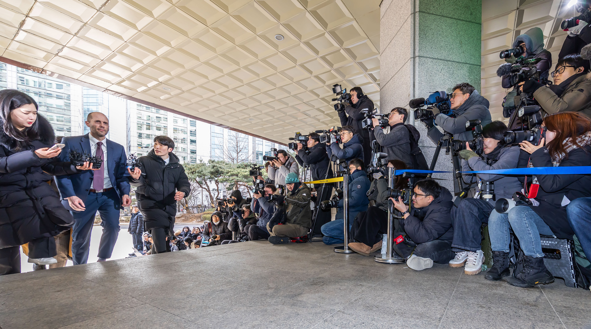 사회;인물;쿠팡;쿠팡개인정보유출사태;해롤드로저스;로저스쿠팡임시대표;해롤드로저스쿠팡대표경찰출석;서울경찰청