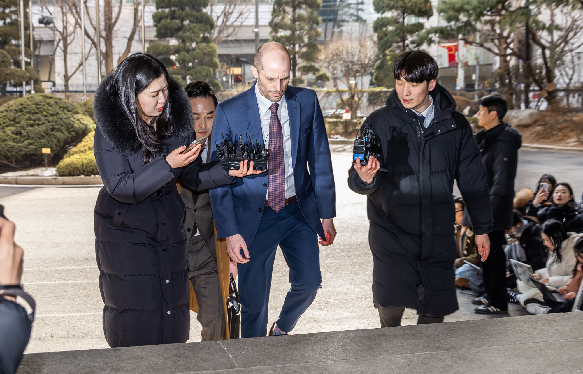 사회;인물;쿠팡;쿠팡개인정보유출사태;해롤드로저스;로저스쿠팡임시대표;해롤드로저스쿠팡대표경찰출석;서울경찰청