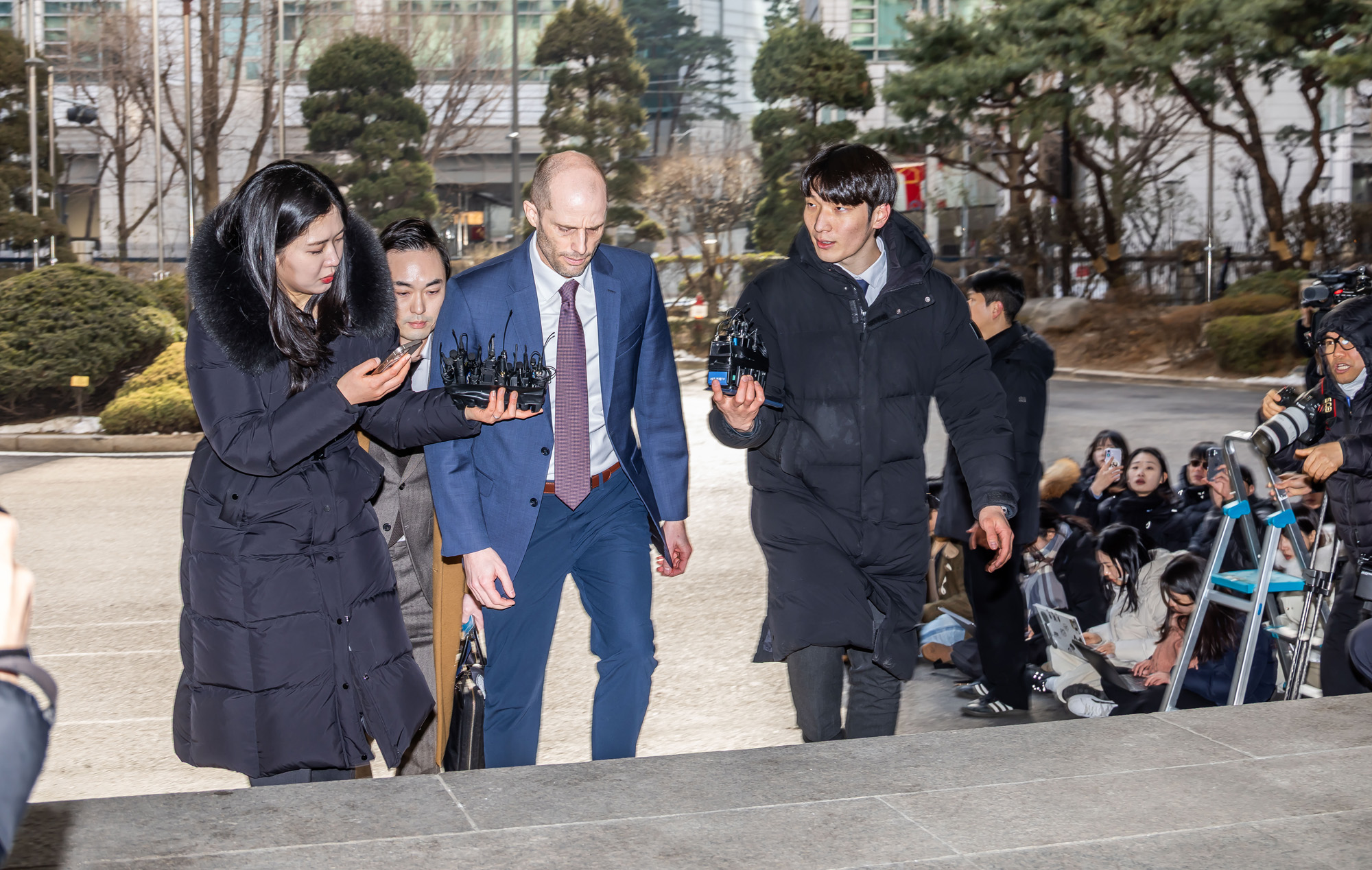 사회;인물;쿠팡;쿠팡개인정보유출사태;해롤드로저스;로저스쿠팡임시대표;해롤드로저스쿠팡대표경찰출석;서울경찰청