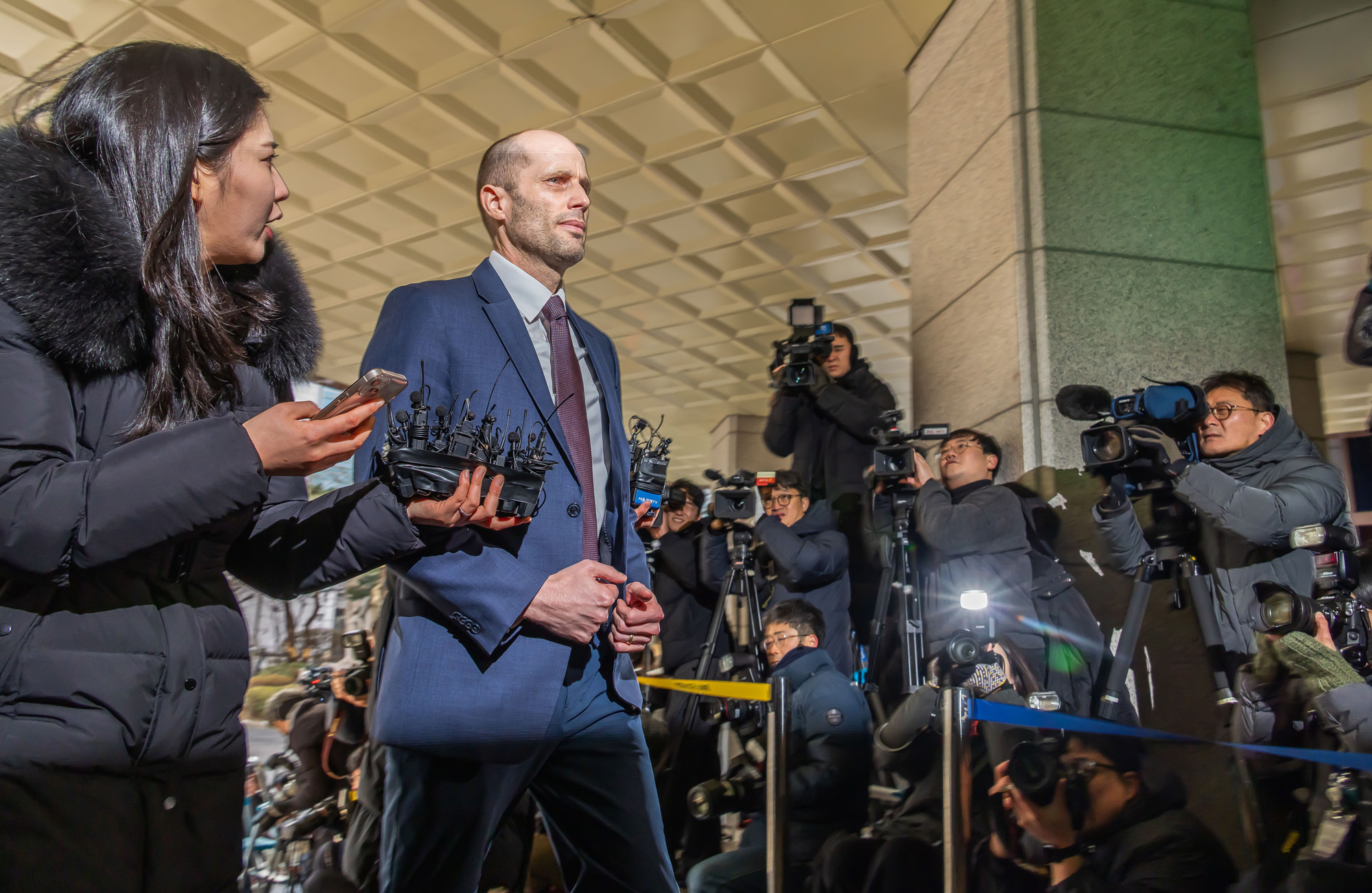 사회;인물;쿠팡;쿠팡개인정보유출사태;해롤드로저스;로저스쿠팡임시대표;해롤드로저스쿠팡대표경찰출석;서울경찰청