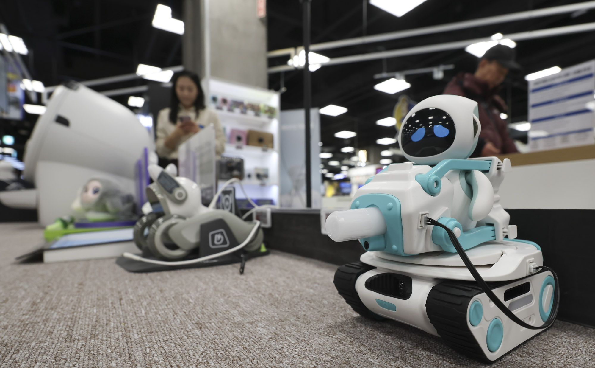 휴머노이드;로봇;로봇매장