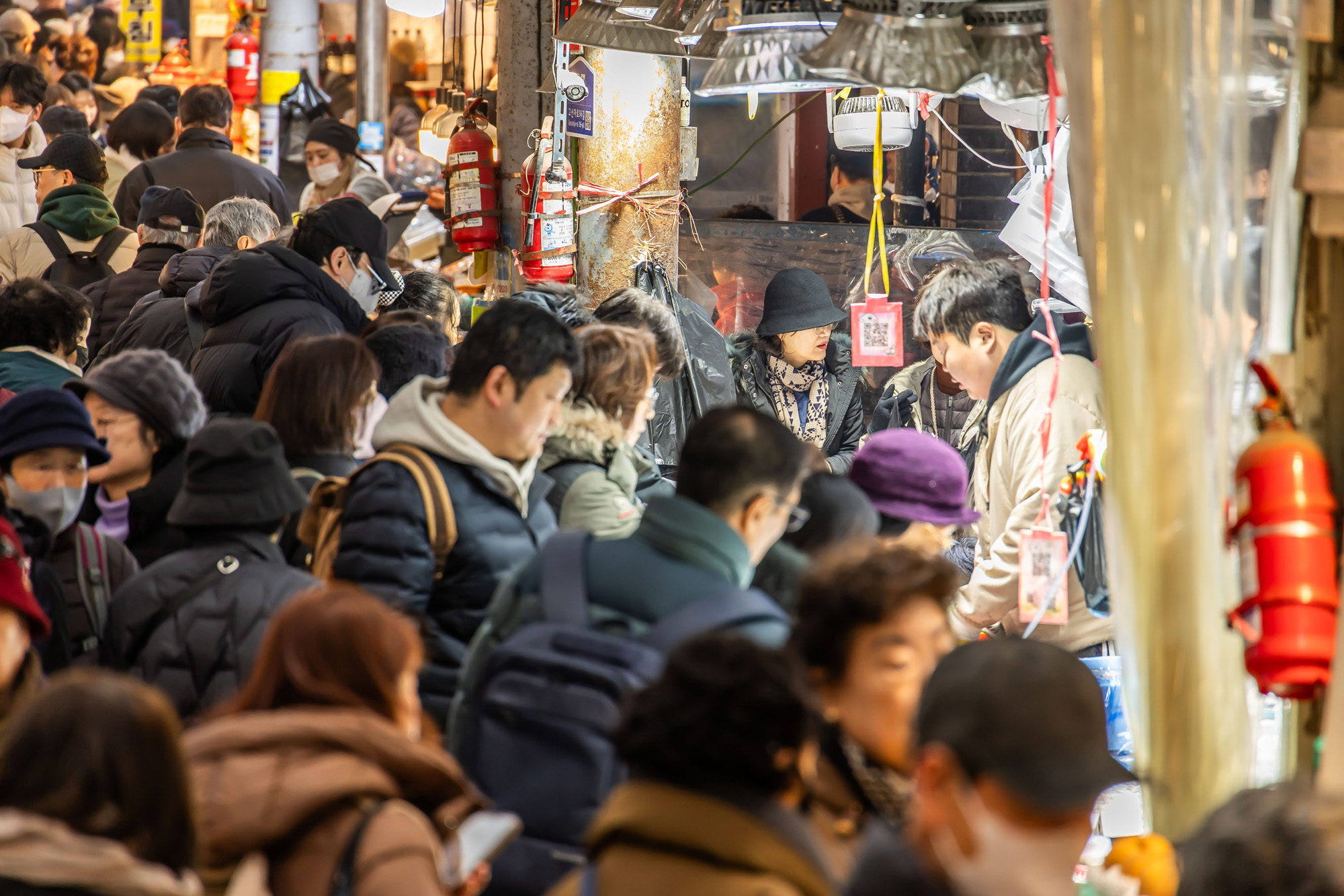 사회;세태;명절;명절스케치;설날;설전통시장스케치;청량리전통시장;설제수용품구매;설명절;설장보기