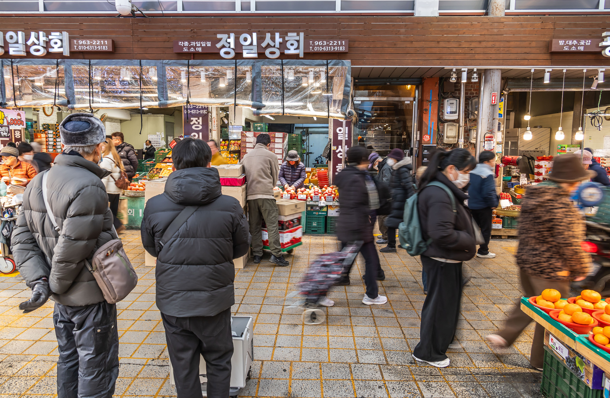사회;세태;명절;명절스케치;설날;설전통시장스케치;청량리전통시장;설제수용품구매;설명절;설장보기