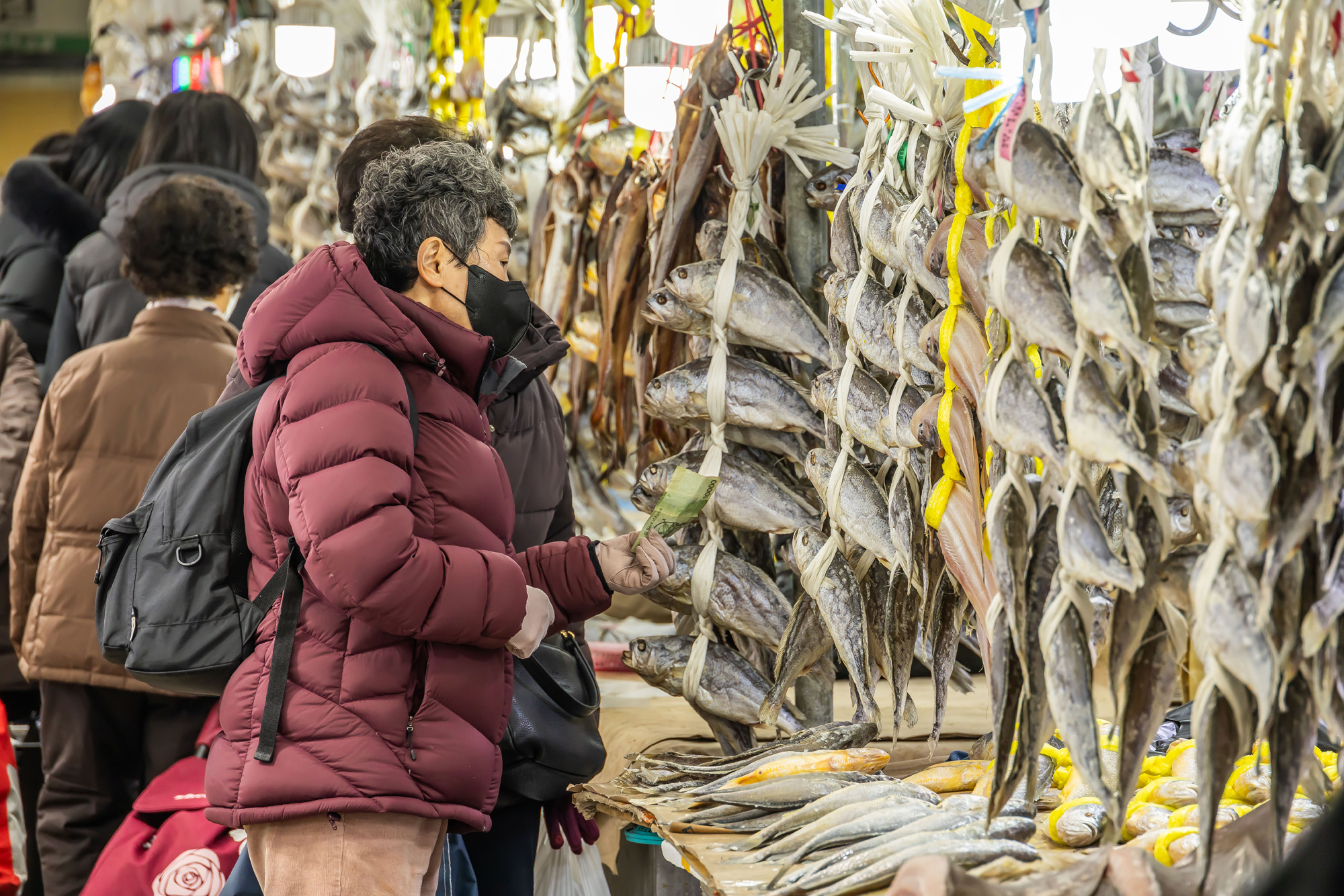 사회;세태;명절;명절스케치;설날;설전통시장스케치;경동시장;설제수용품구매;설명절;설장보기