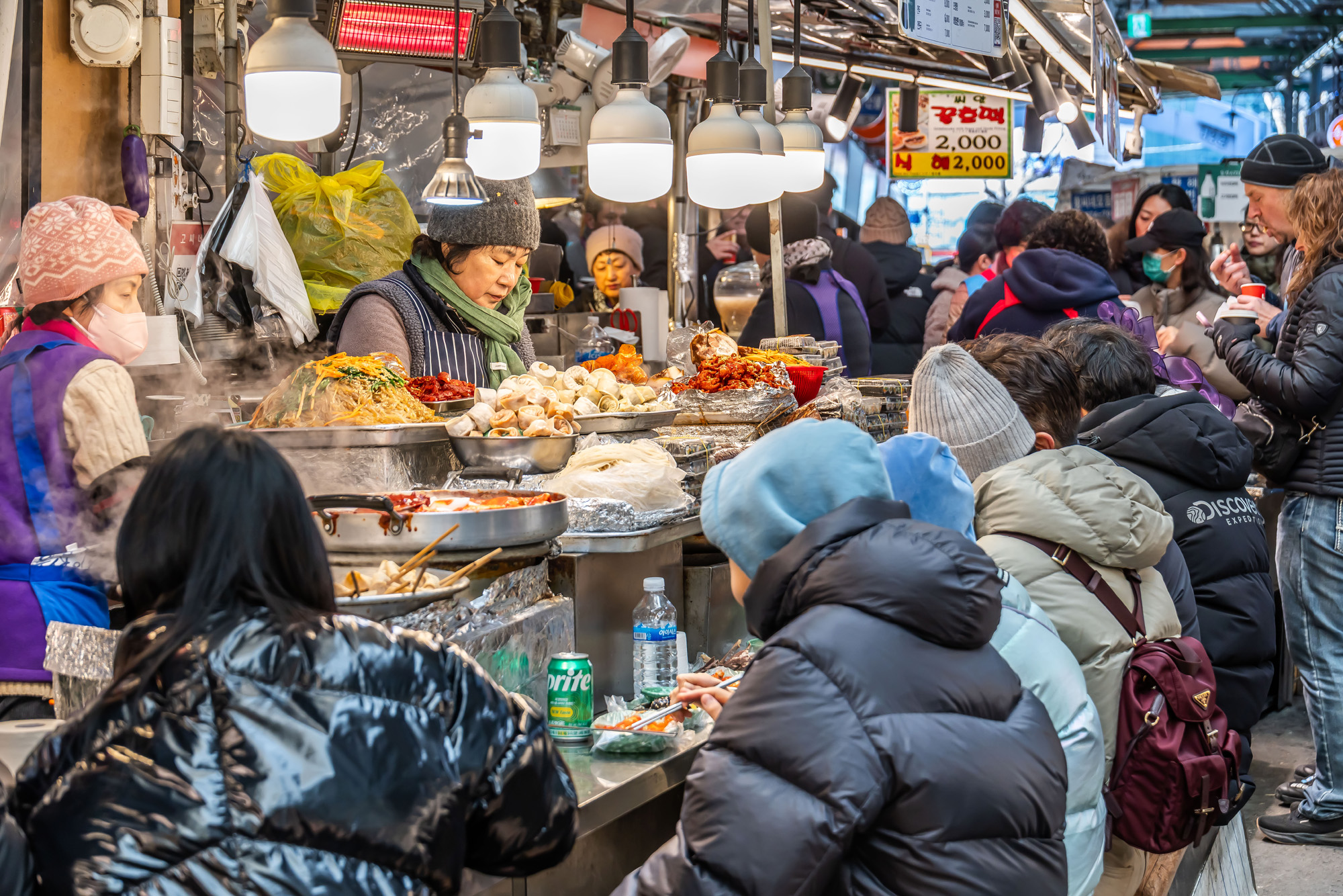 사회;세태;명절;명절스케치;설날;설전통시장스케치;광장시장;설제수용품구매;설명절;설장보기