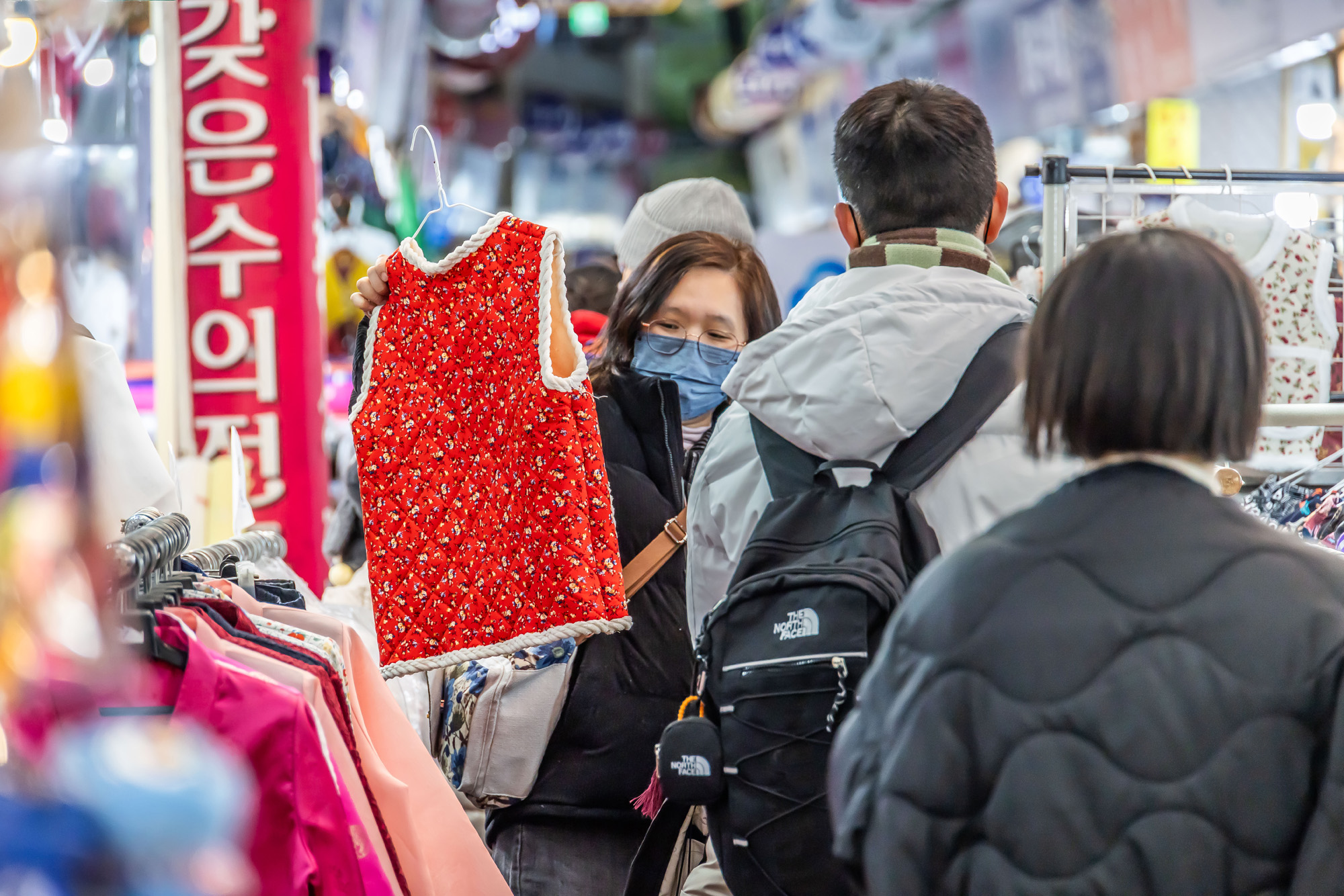 사회;세태;명절;명절스케치;설날;설전통시장스케치;광장시장;설제수용품구매;설명절;설장보기