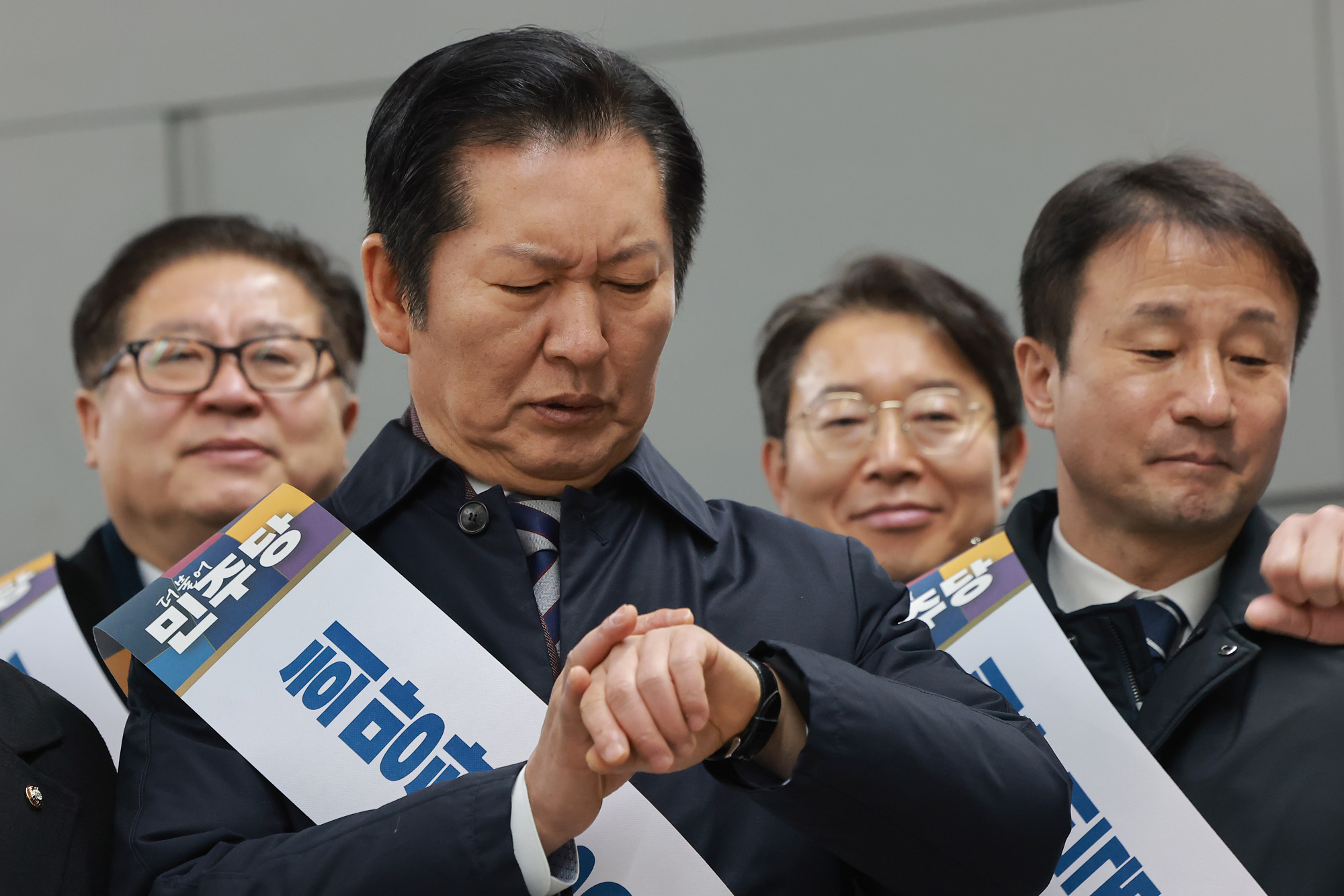 정치;정당;더불어민주당;귀성인사;용산역