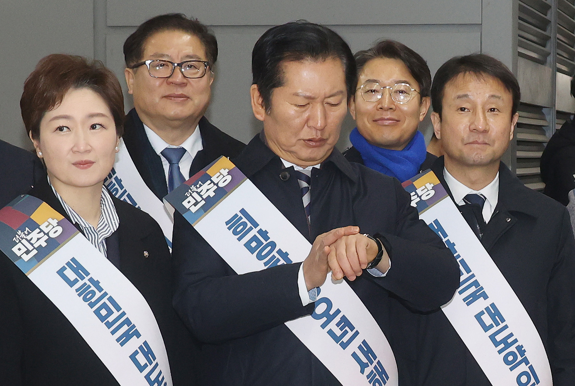 정치;정당;더불어민주당;귀성인사;용산역