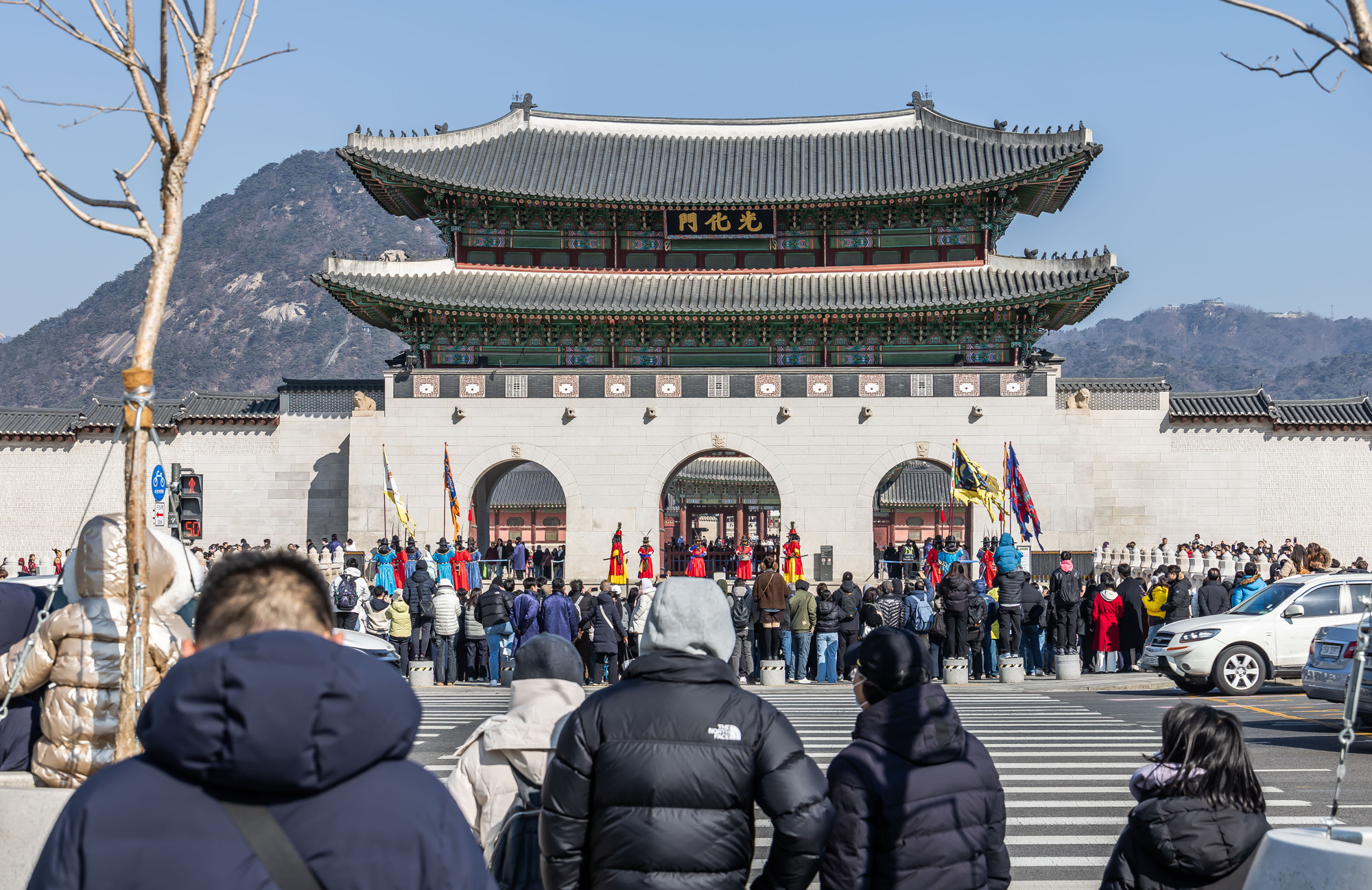 사회;세태;경복궁;설연휴경복궁무료개방;설연휴인파스케치;경복궁관람객인파스케치
