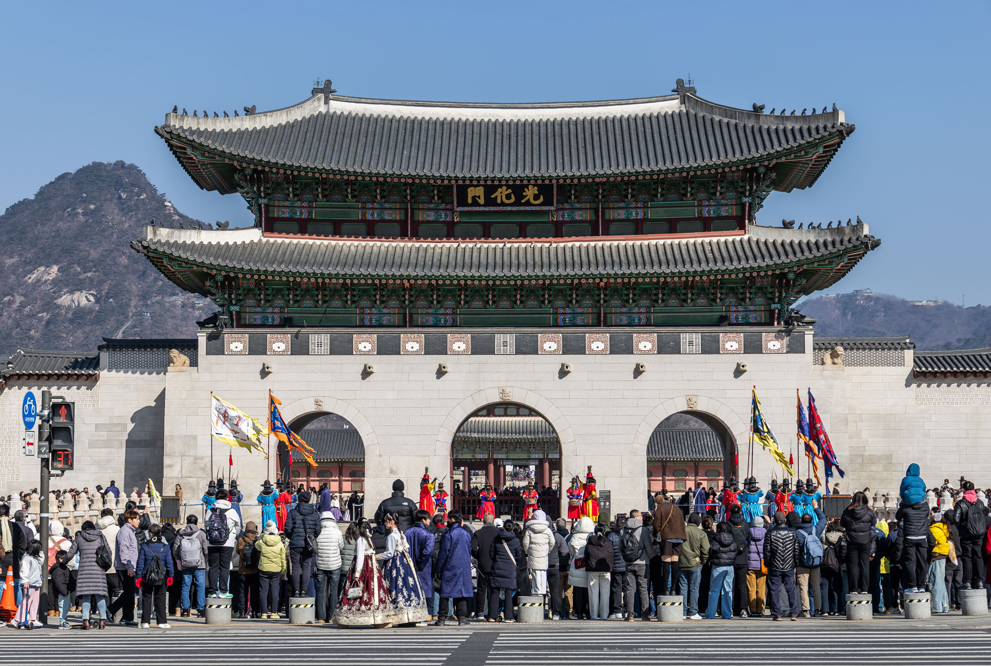 사회;세태;경복궁;설연휴경복궁무료개방;설연휴인파스케치;경복궁관람객인파스케치