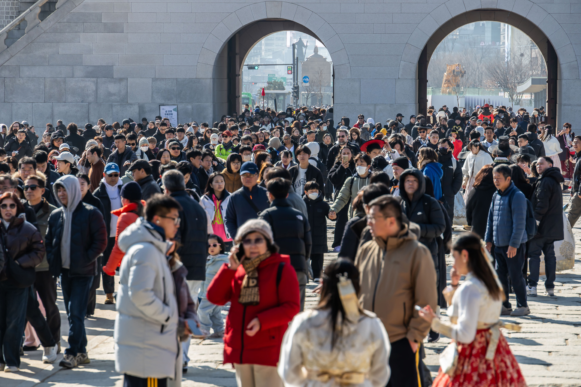 사회;세태;경복궁;설연휴경복궁무료개방;설연휴인파스케치;경복궁관람객인파스케치
