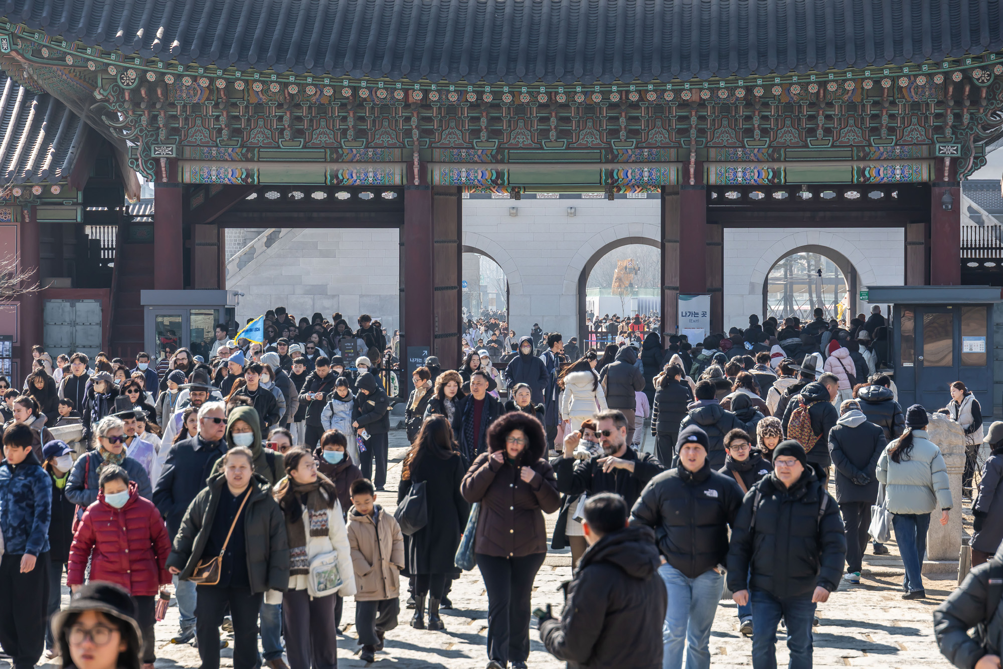 사회;세태;경복궁;설연휴경복궁무료개방;설연휴인파스케치;경복궁관람객인파스케치