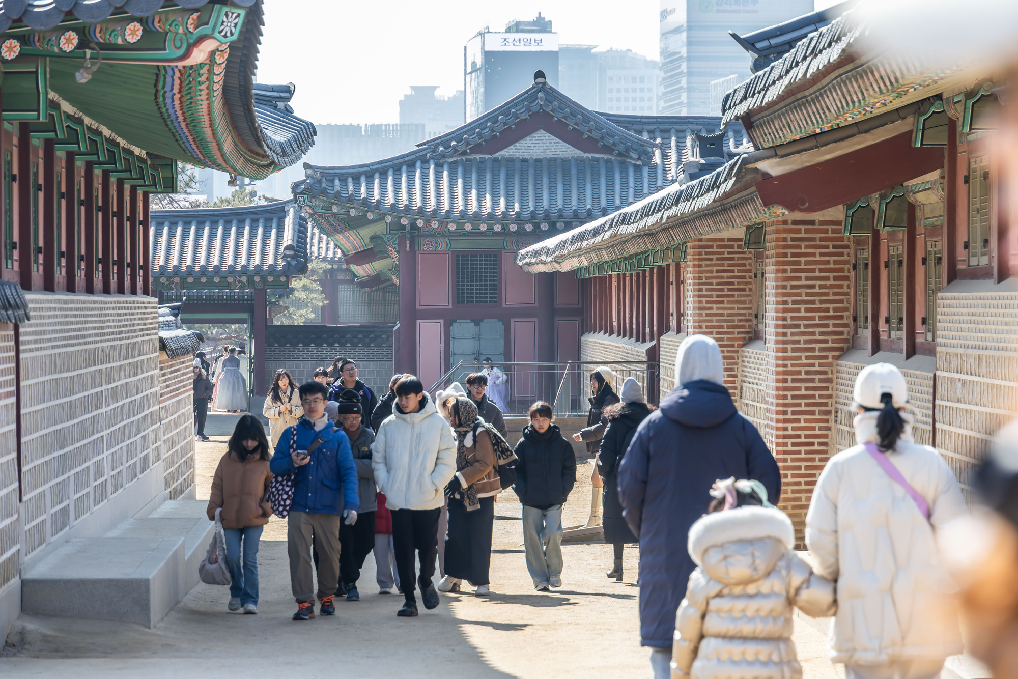 사회;세태;경복궁;설연휴경복궁무료개방;설연휴인파스케치;경복궁관람객인파스케치