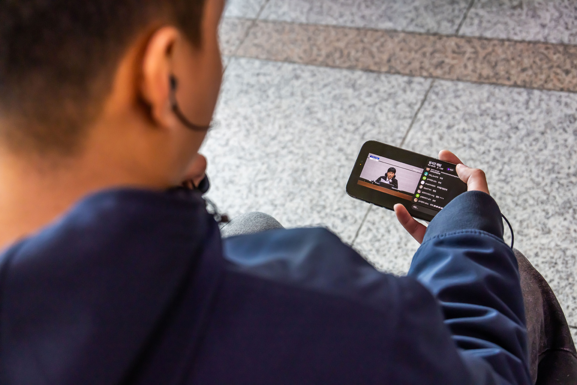 사회;인물;사건사고;윤석열;윤석열내란1심선고;지귀연재판부;서울역TV시청시민들;윤석열내란우두머리선고