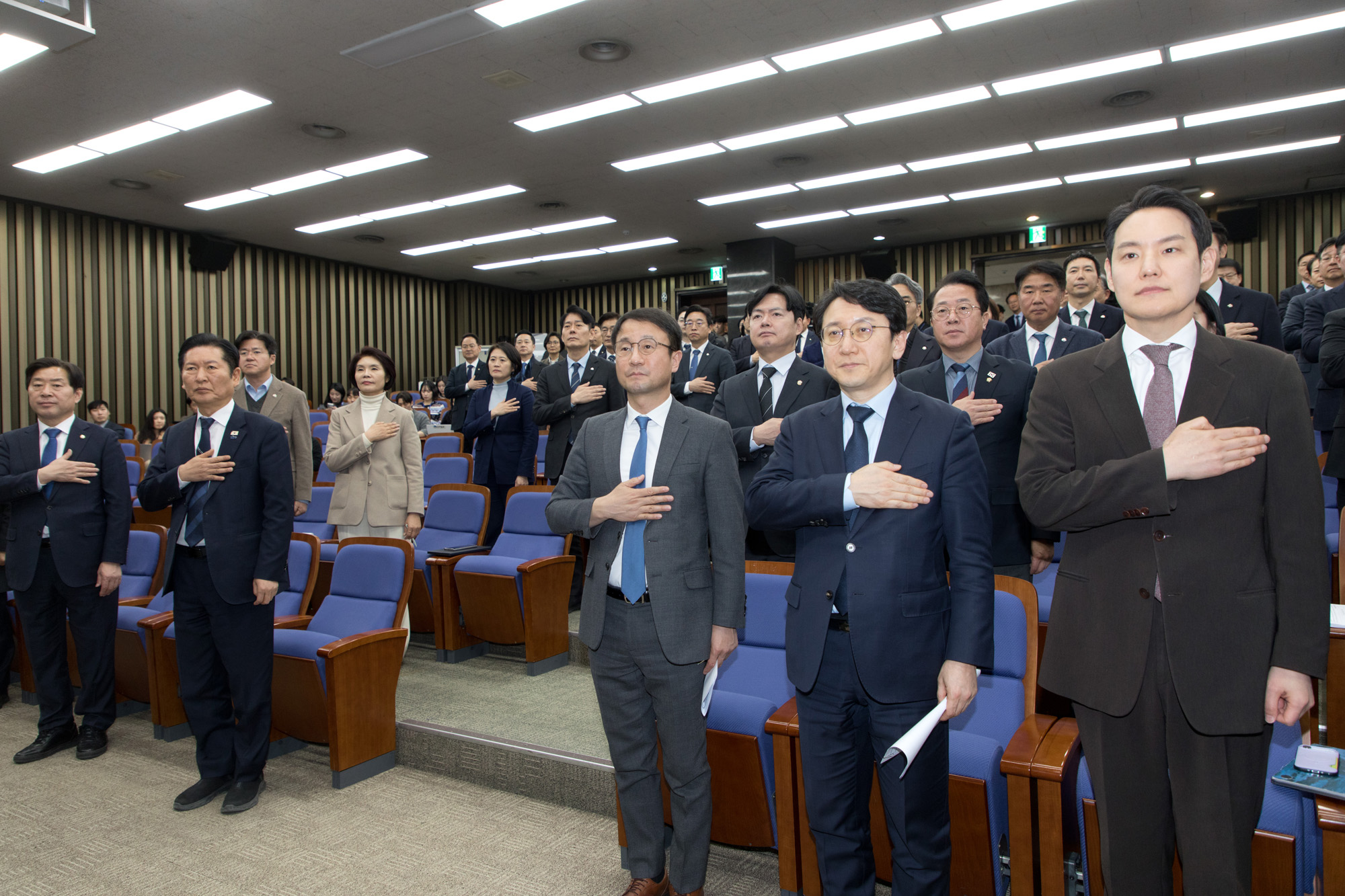 정치;정당;더불어민주당;의원총회