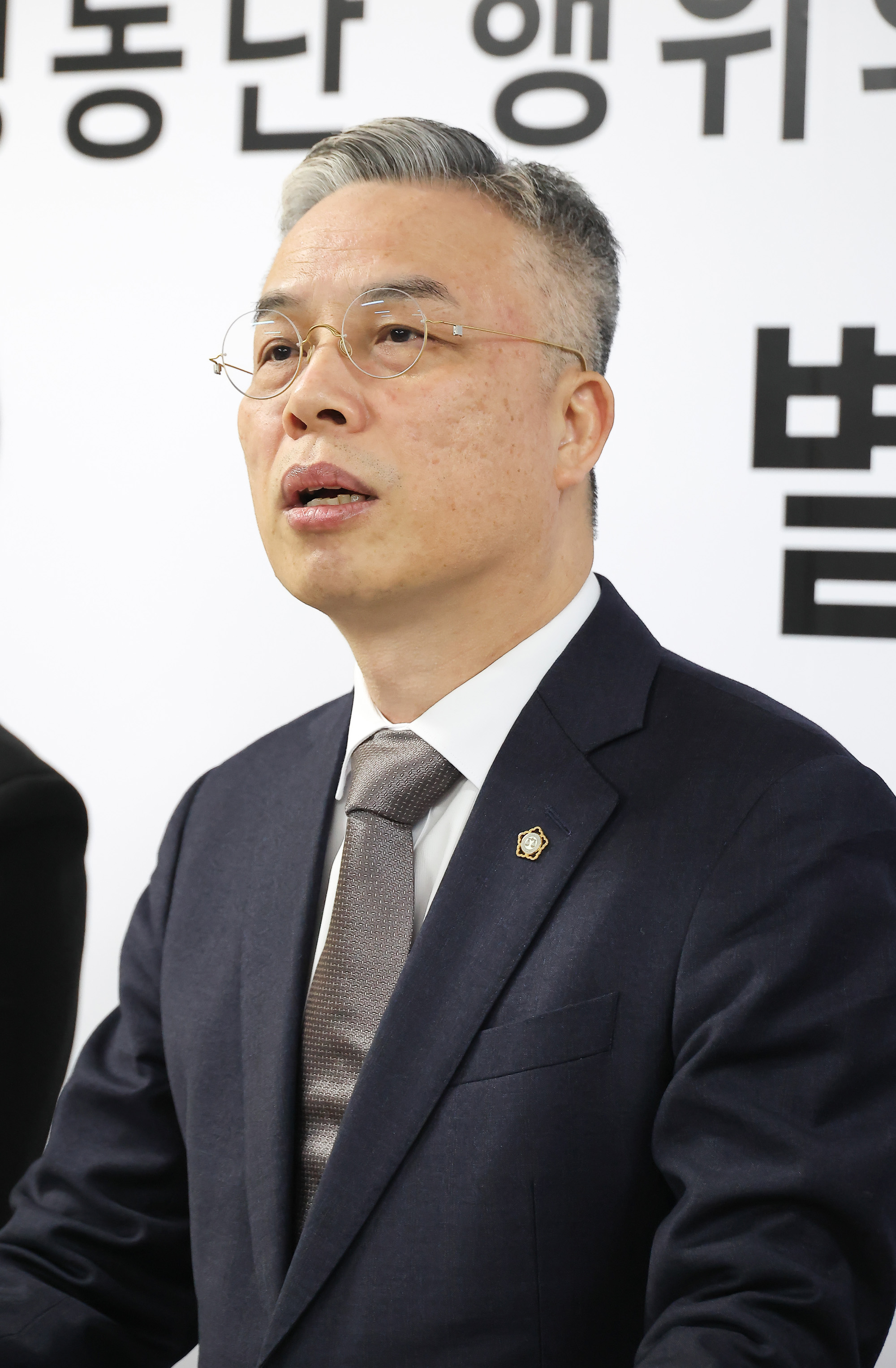 윤석열;김건희;내란;외환;국정농단;진상규명;특별검사;현판식;권창영