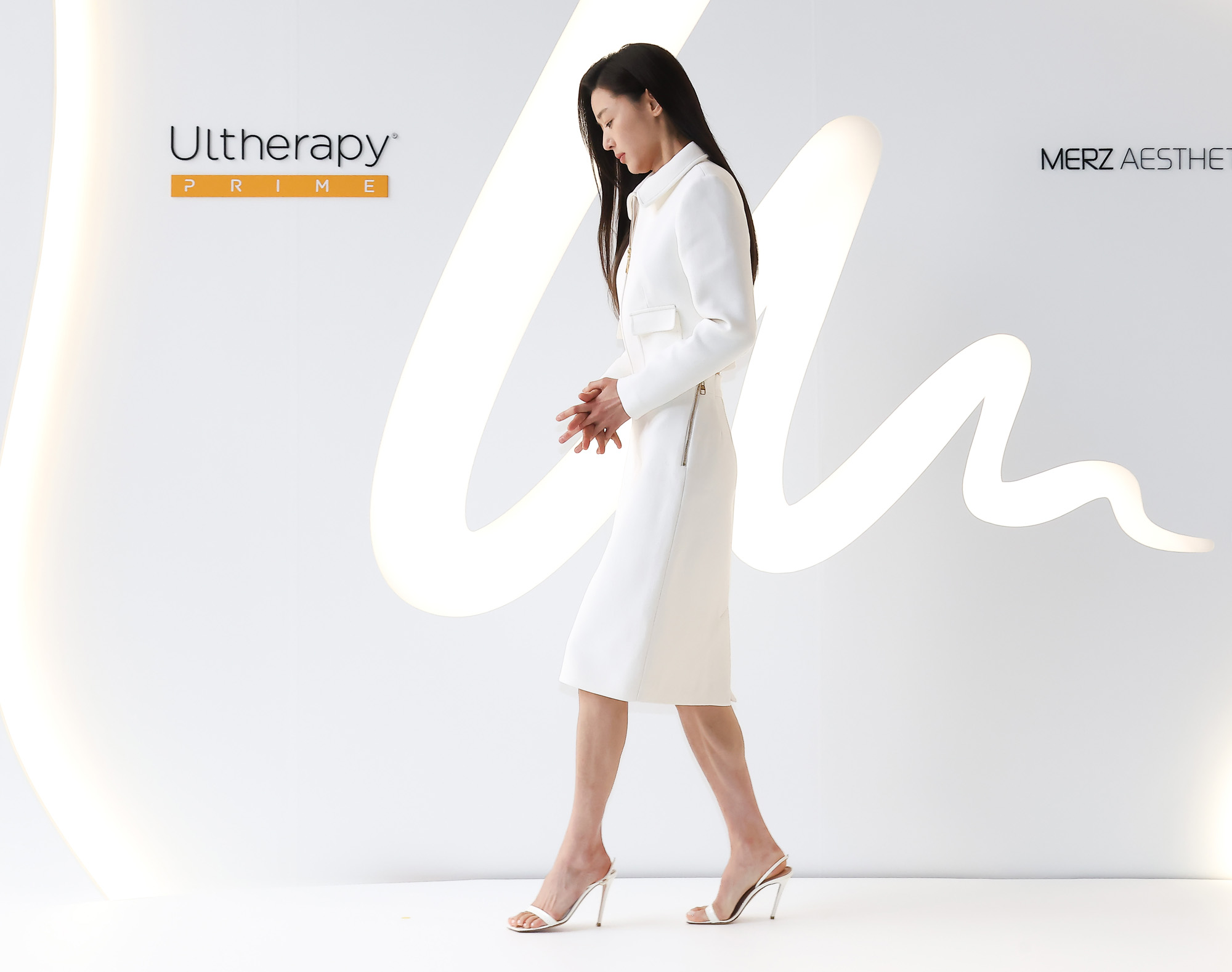 멜츠;에스테틱;스 코리아;전지현