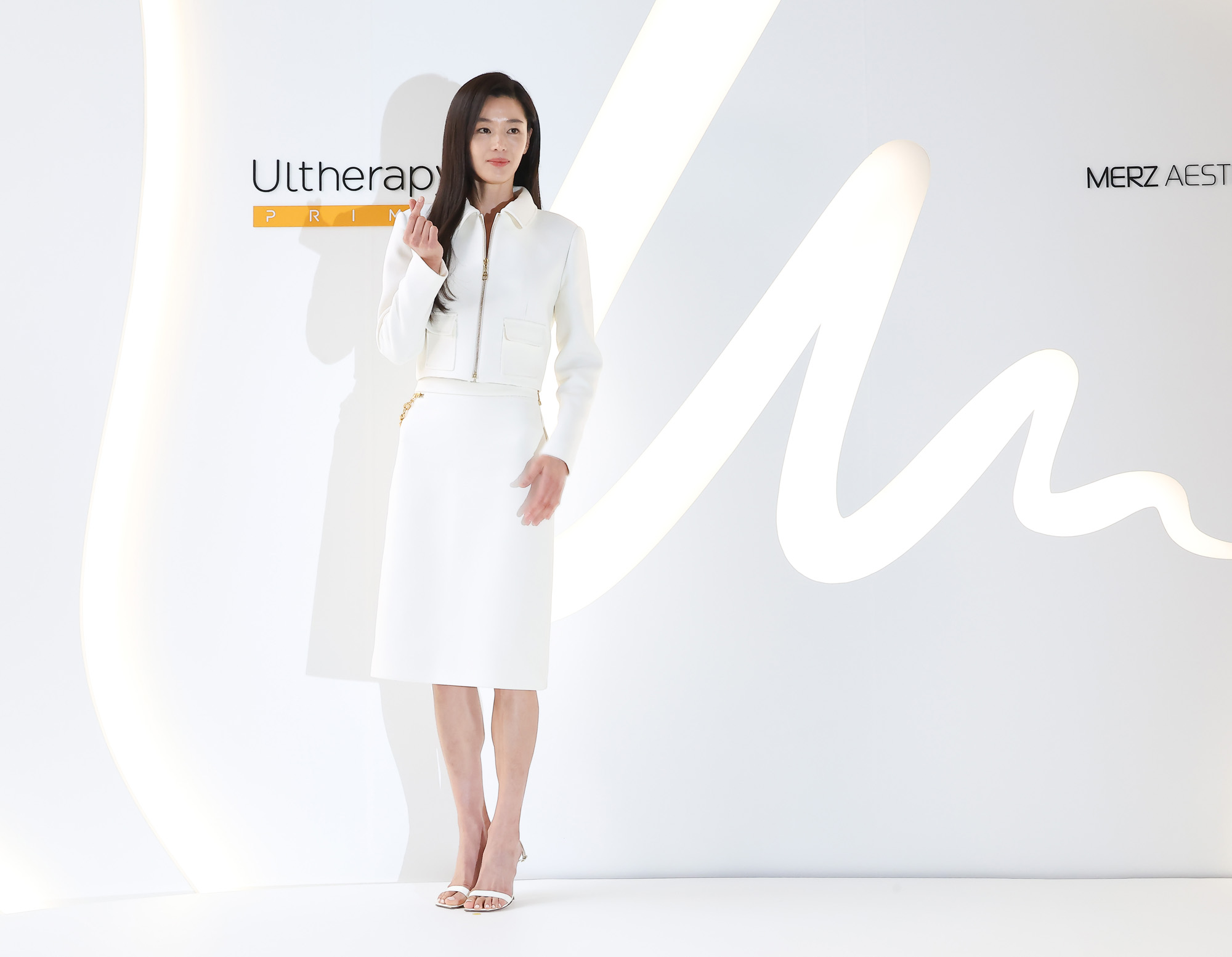 멜츠;에스테틱;스 코리아;전지현