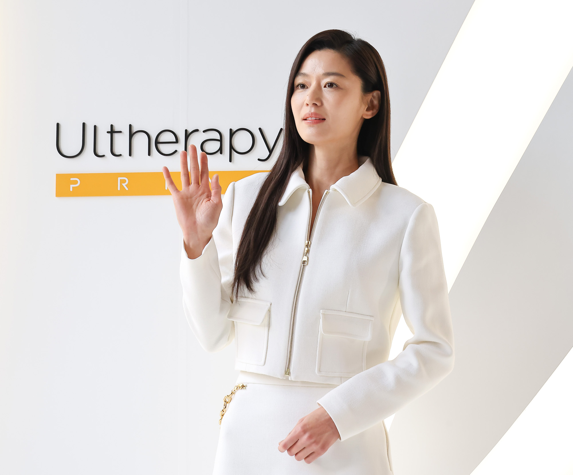 멜츠;에스테틱;스 코리아;전지현